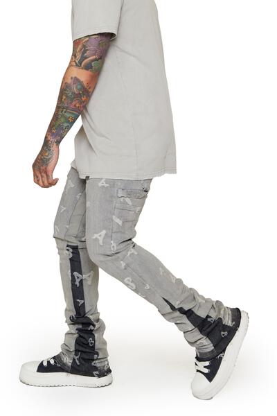 Valabasas Character Jeans - Stacked