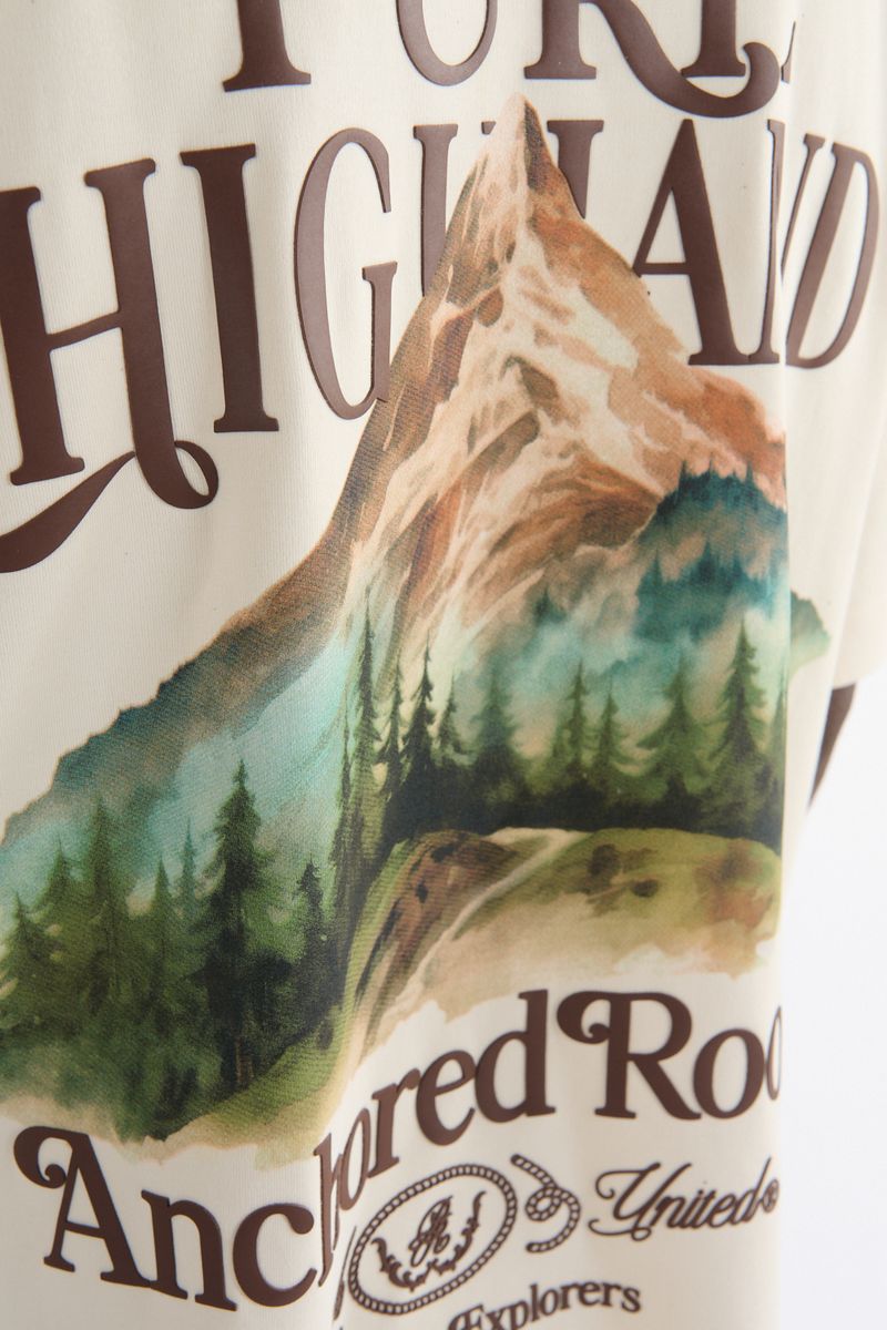 Pure Highland Mountain Men's T-Shirt - Cream