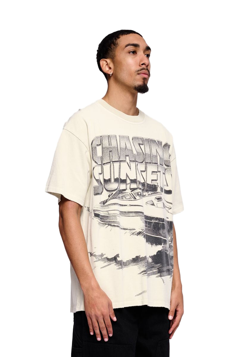 "CATCHING BREEZE" TEE