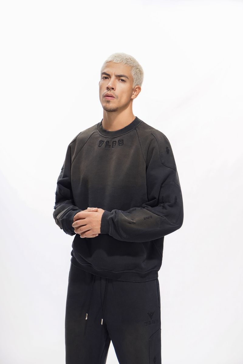 Valabasas Shield Crewneck Men's Sweatshirt - Embroidered Text