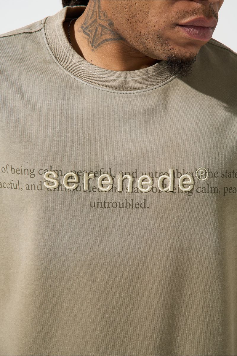 Serenede Skyletter T-Shirt - Embroidered
