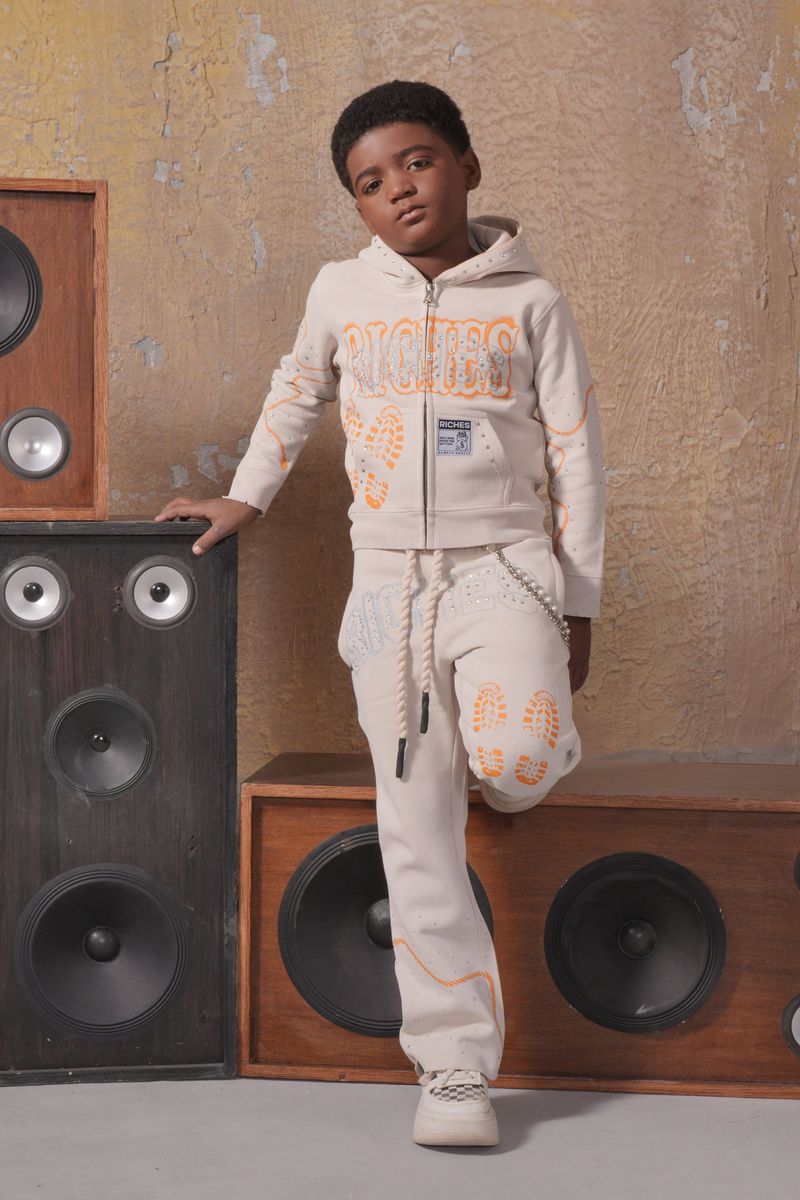 Elite Premium Riches Hoodie Youth - Feature