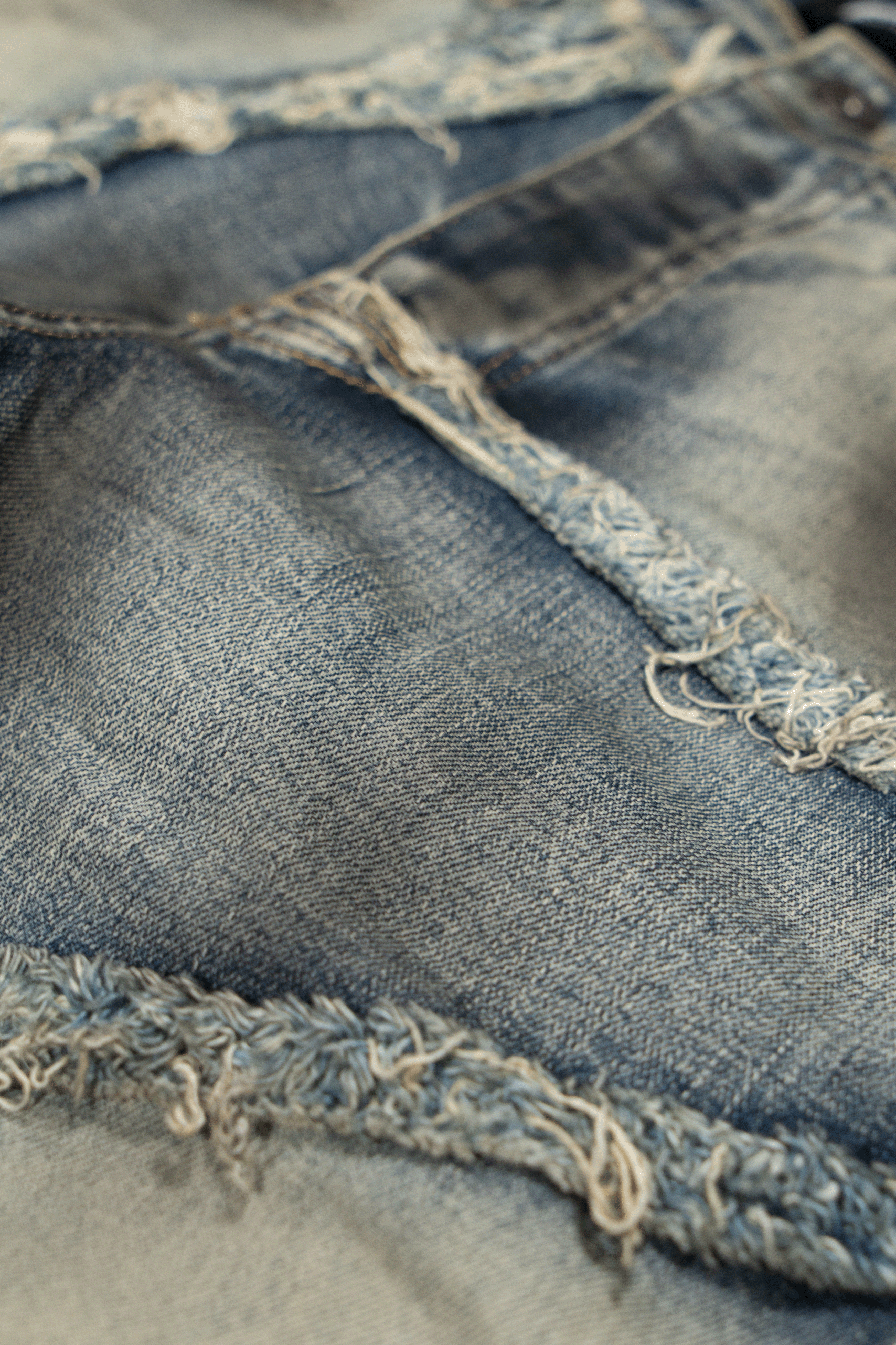 6Th Nbrhd Immortal Jeans - Distressed Wash