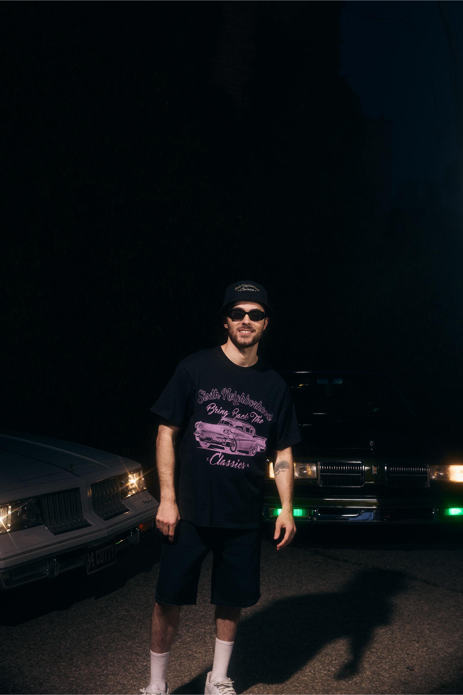6Th Nbrhd Classic Is Back Men's T-Shirt