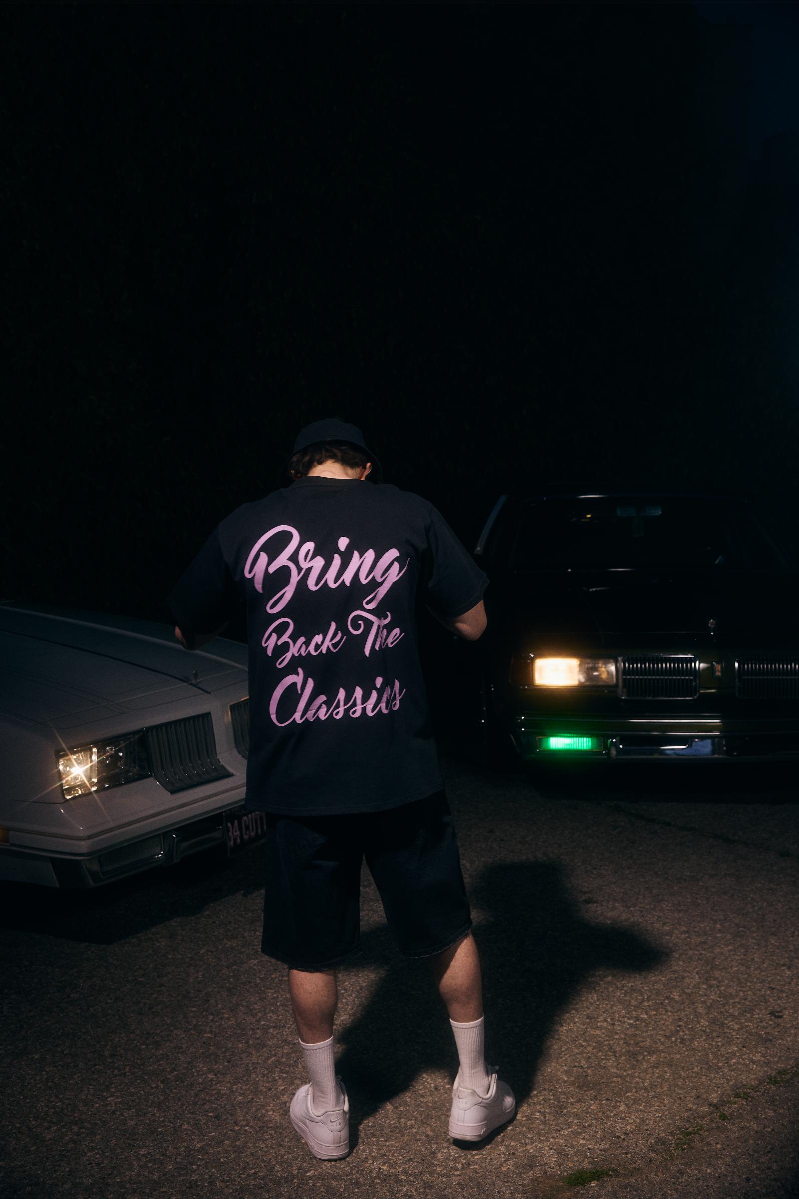 6Th Nbrhd Classic Is Back Men's T-Shirt