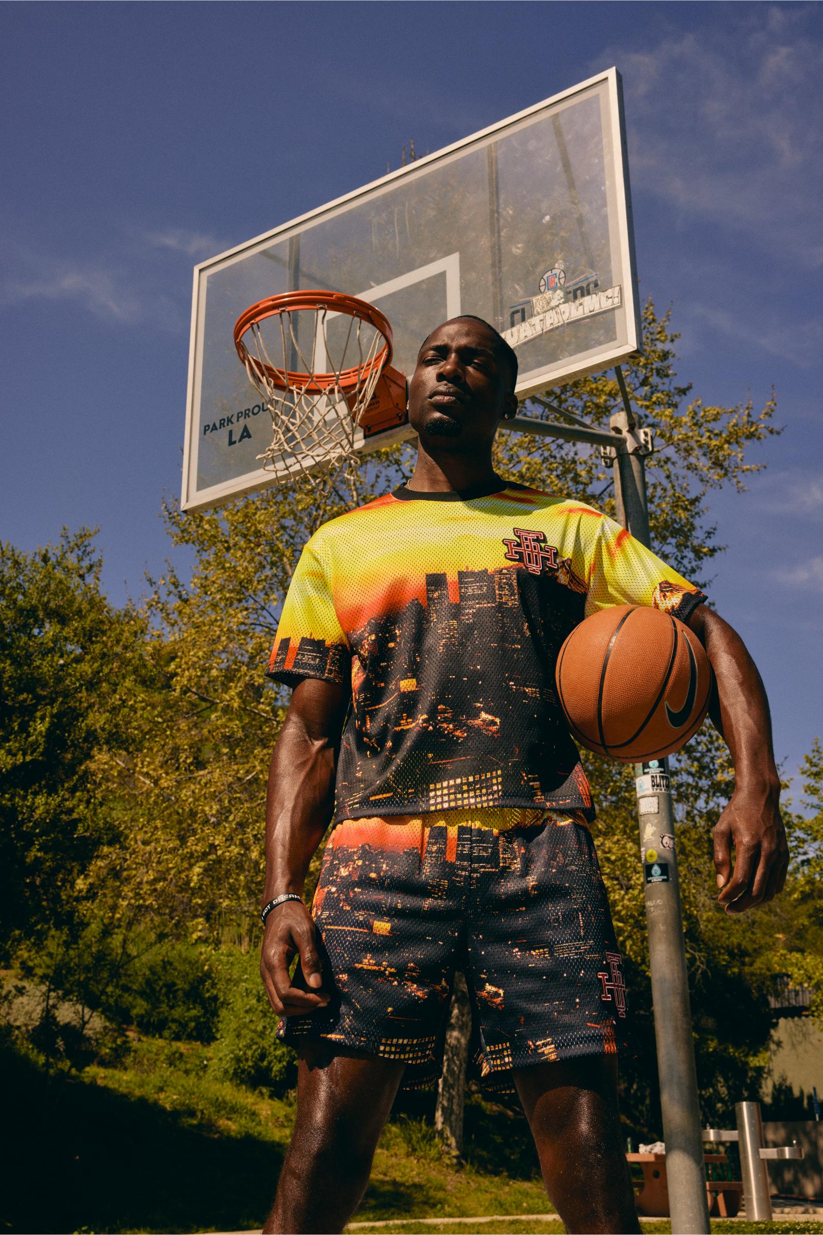 6Th Nbrhd Scrimmage Men's T-Shirt