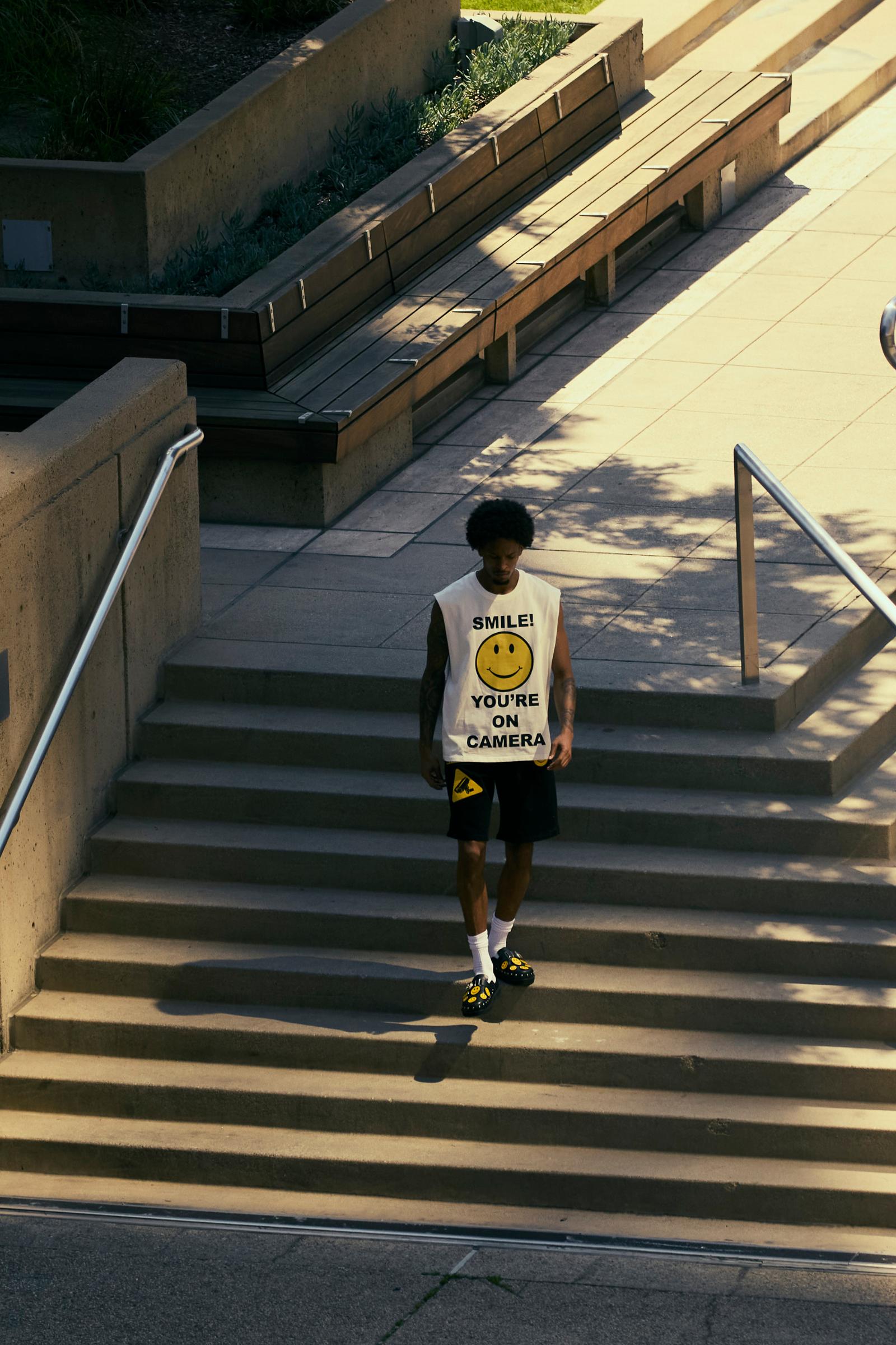 6Th Nbrhd Notice Sleeveless Tee Men's Tank Top