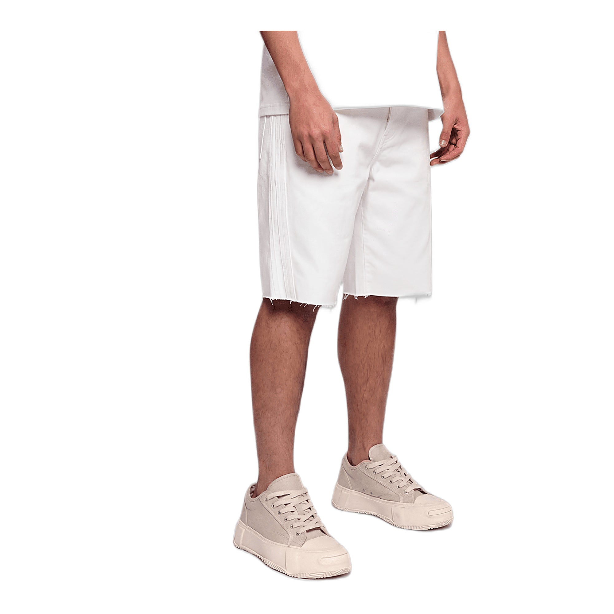 Valabasas Raw Hem Denim Shorts - Relaxed Fit