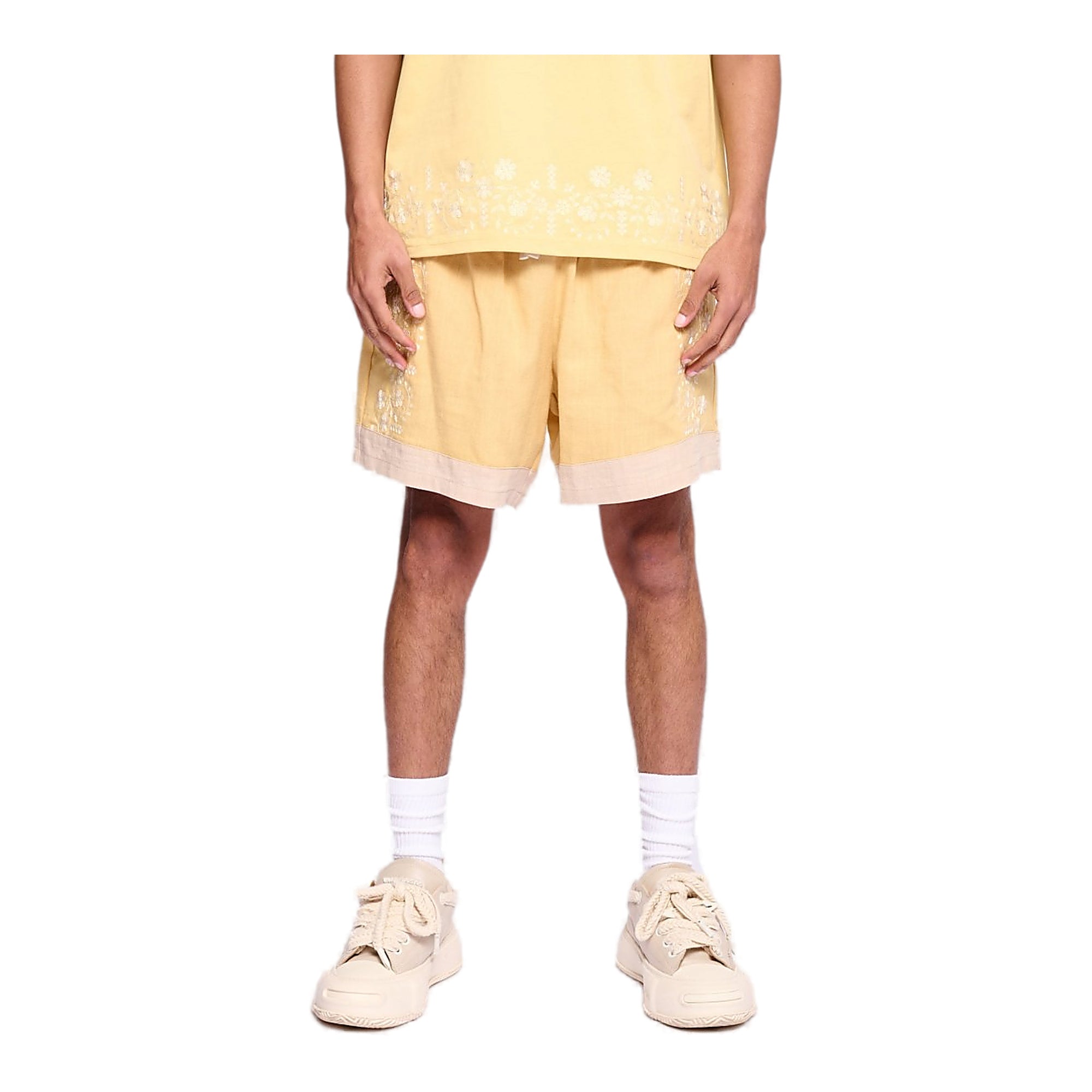 Valabasas Blossom Shorts - Floral Embroidery