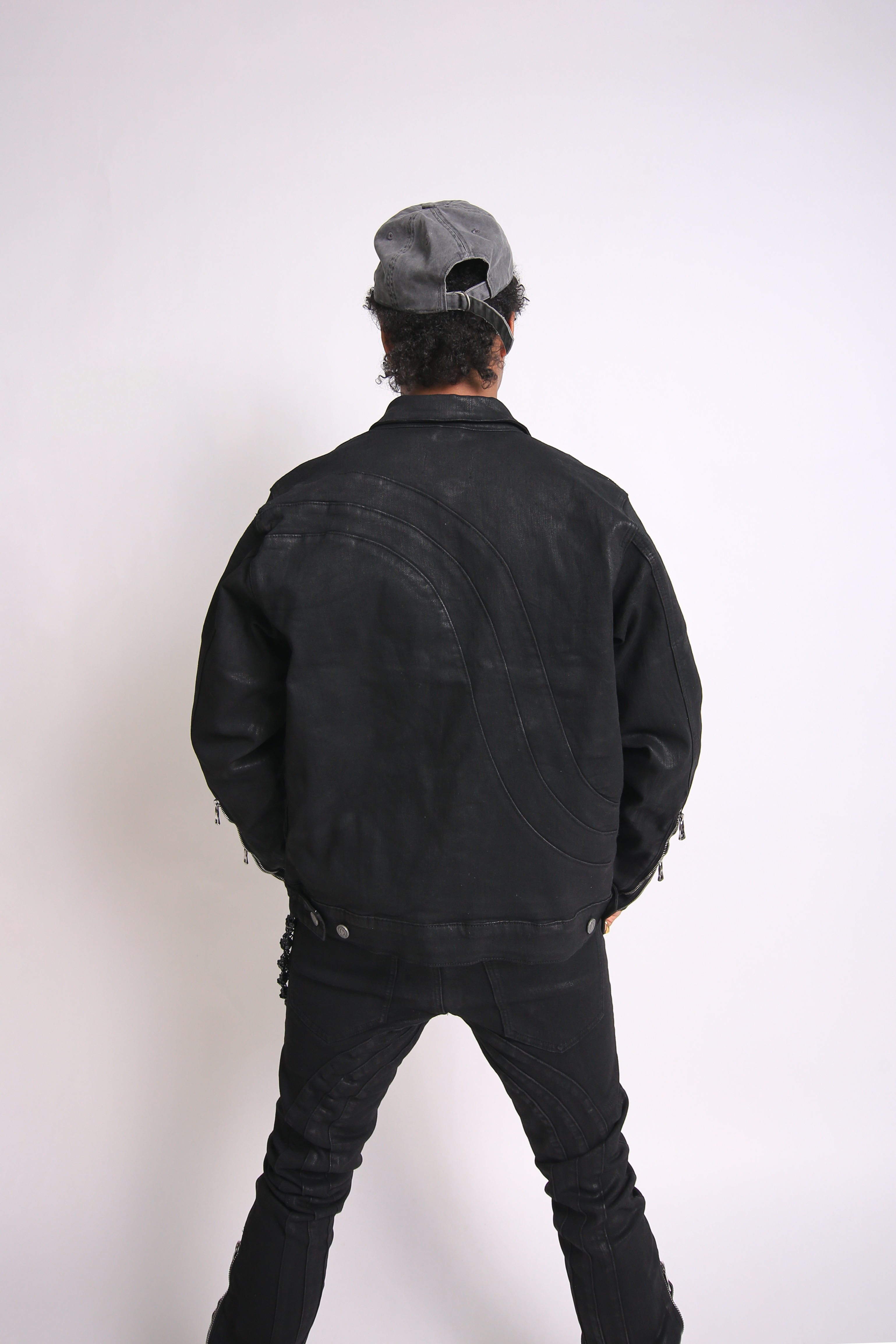 Vero Santi Vindicator Trucker Jacket - Black