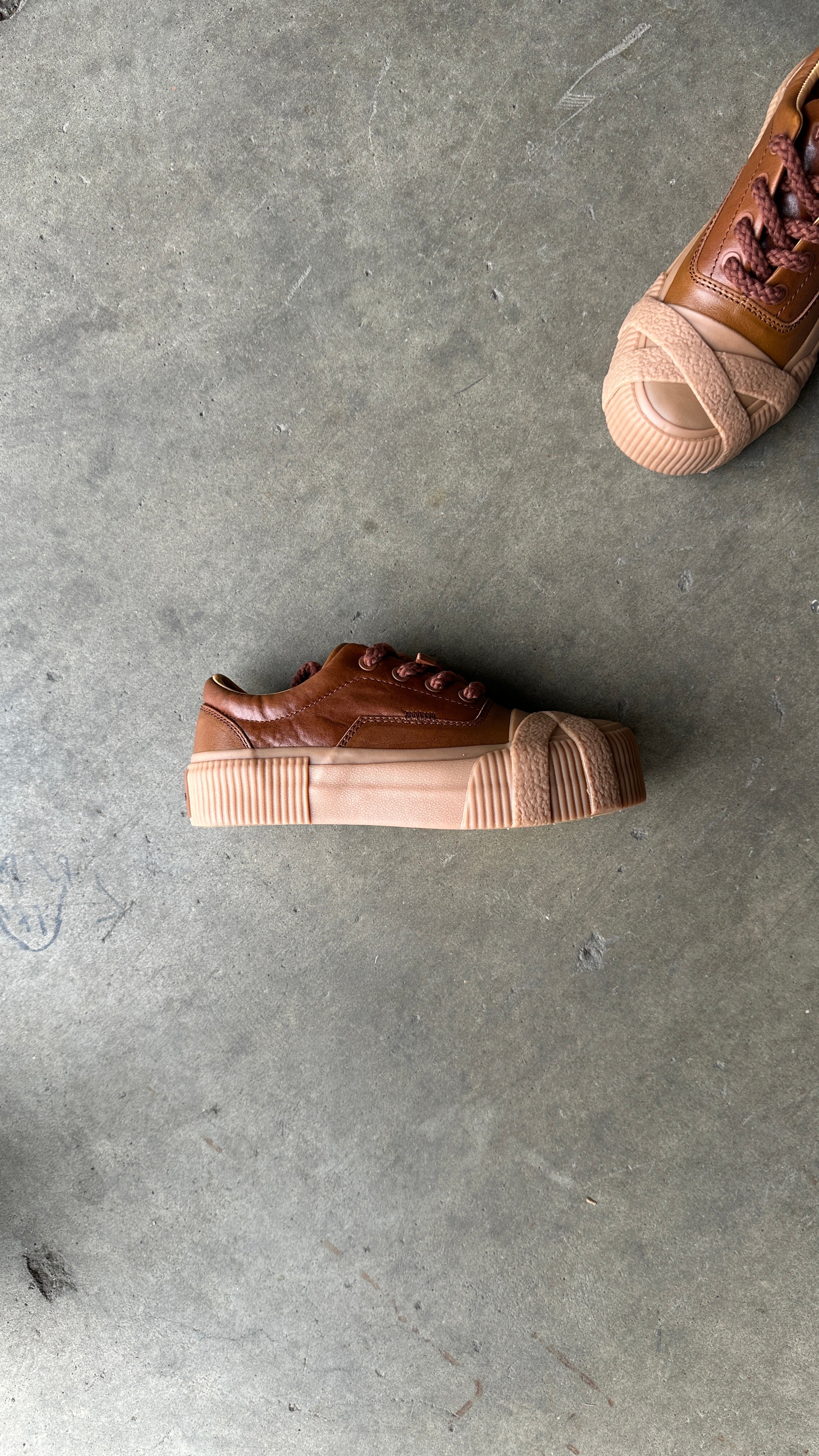 Valabasas Twisted Metal Sneakers - Platform Cognac/Brown