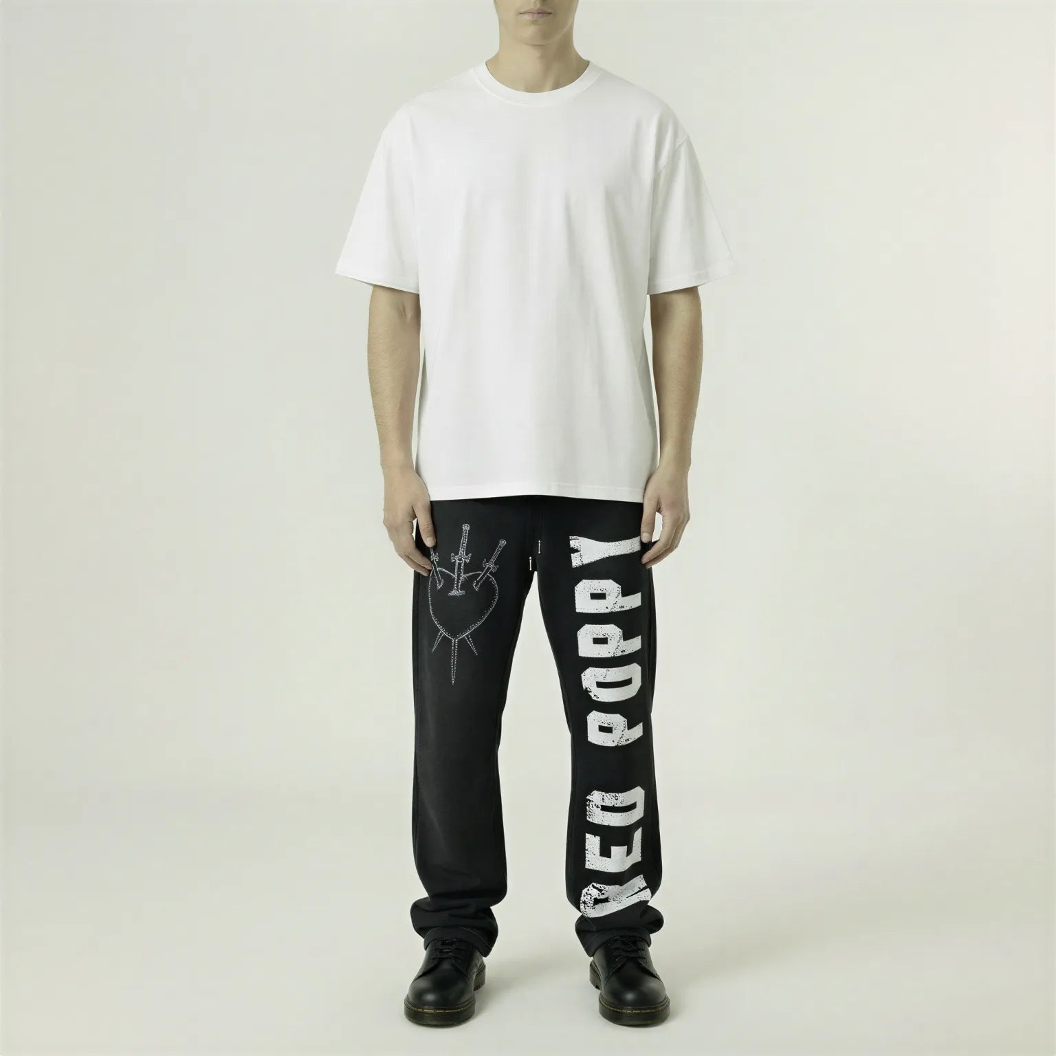 Red Poppy Sweatpants - Black