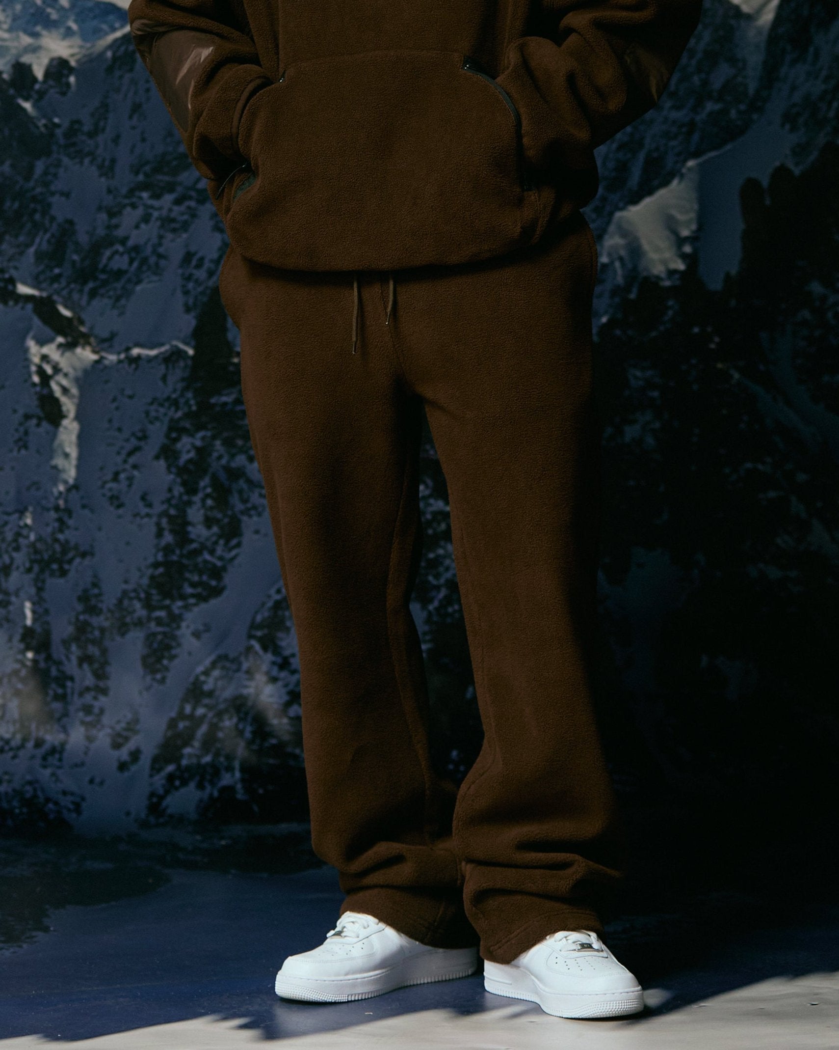 Silnt Chptrs Patch Sweatpants - Sherpa