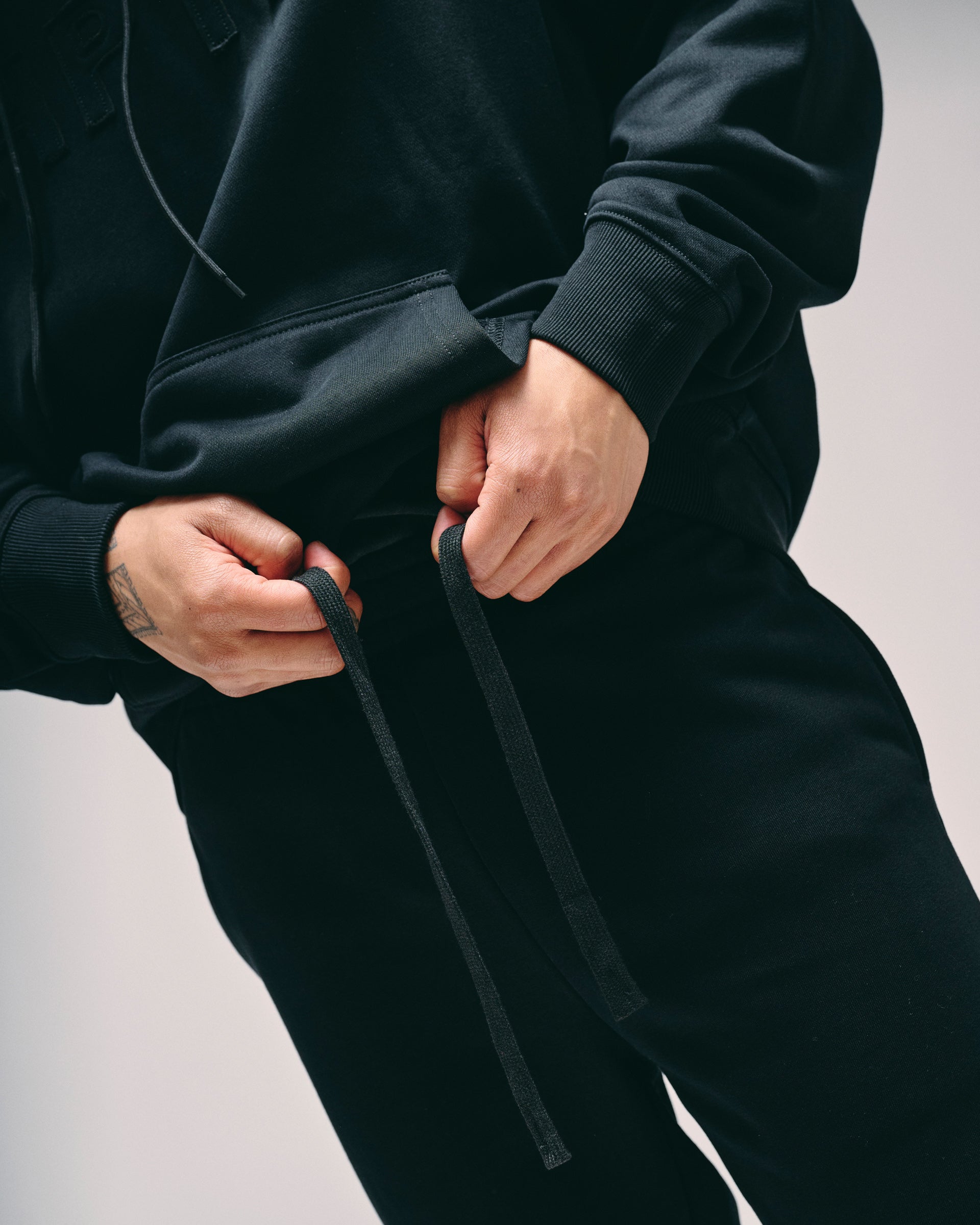 Silnt Chptrs "Sure" Sweatpants - Black