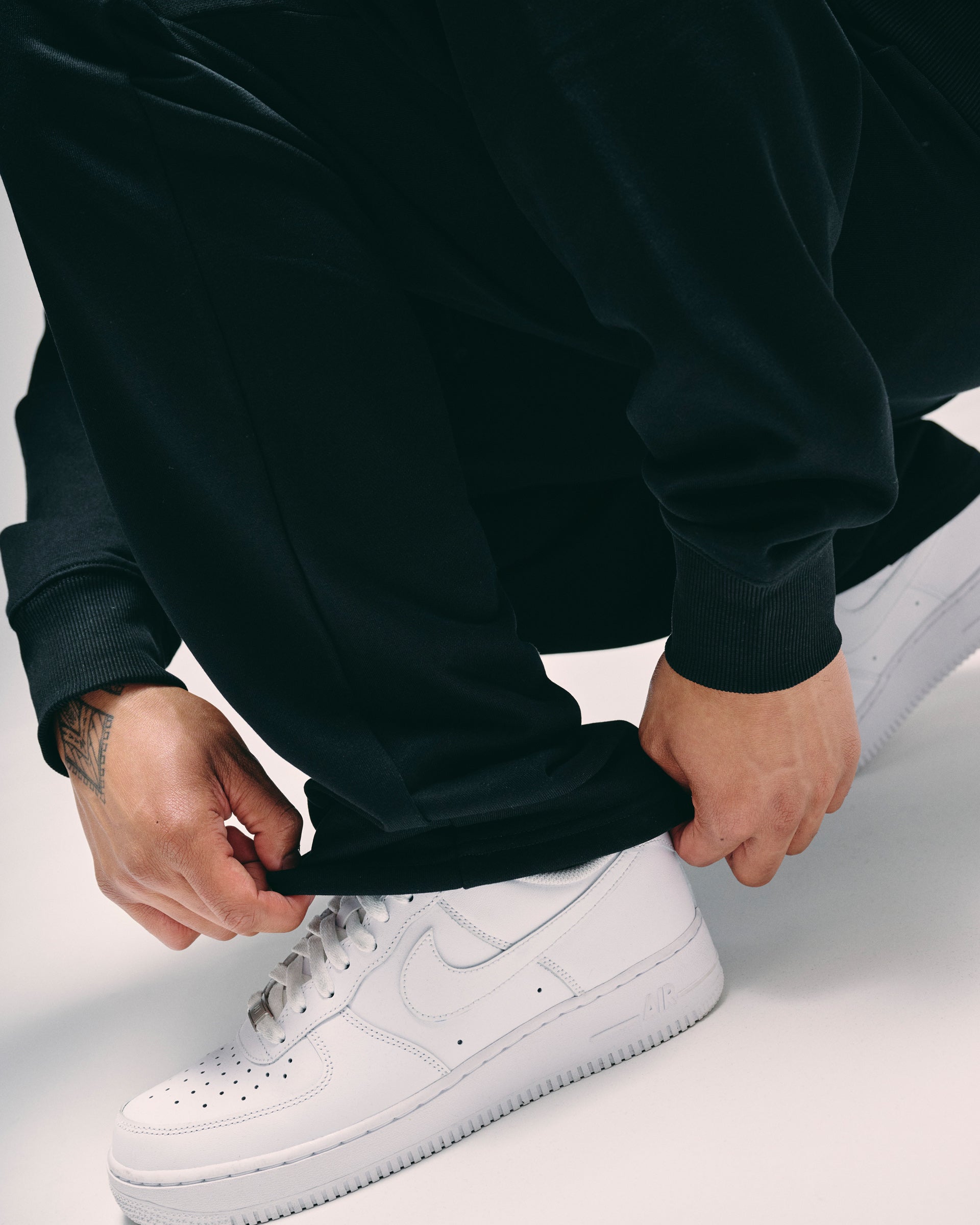 Silnt Chptrs "Sure" Sweatpants - Black