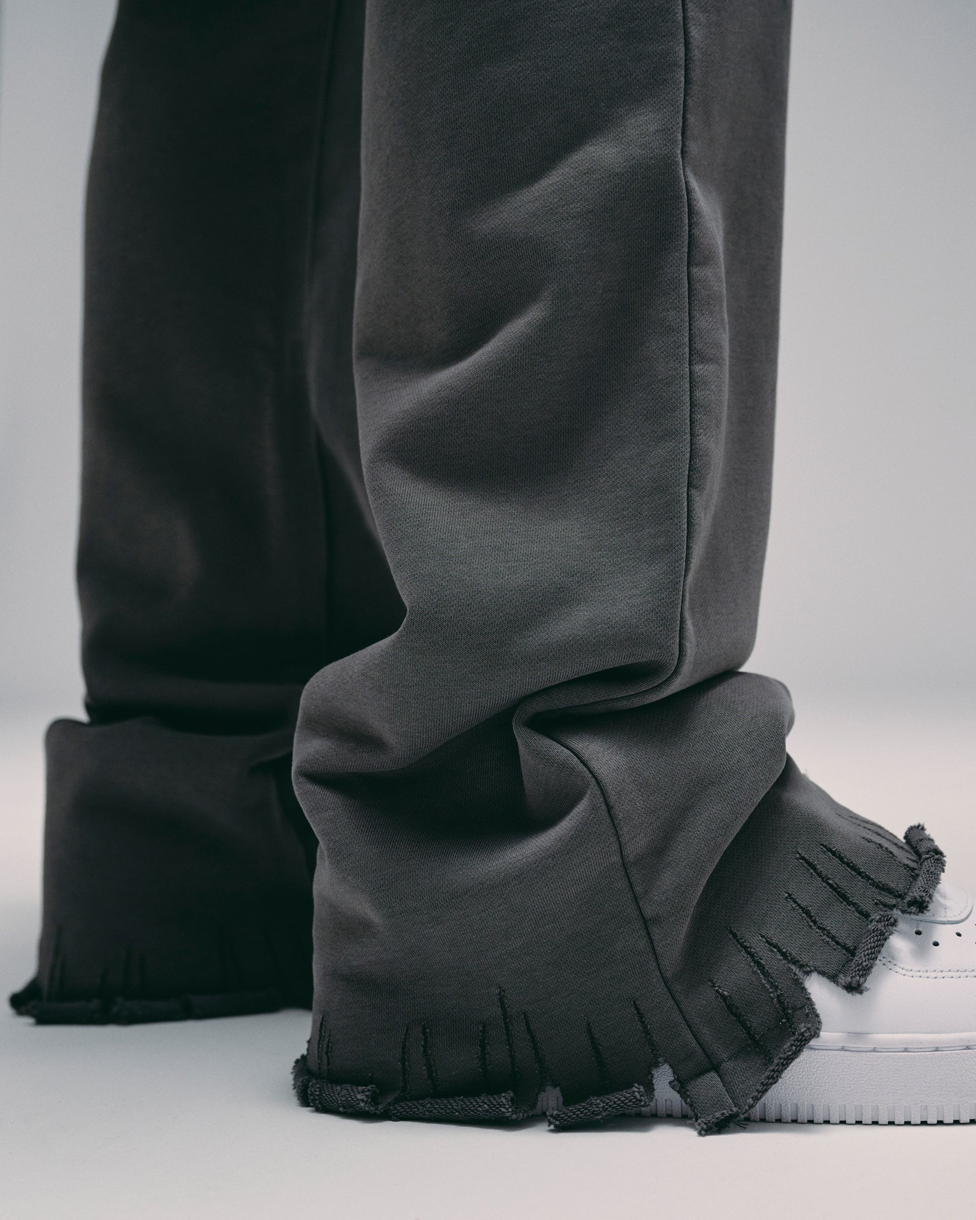 Silnt Chptrs "Intentions" Sweatpants - Gray