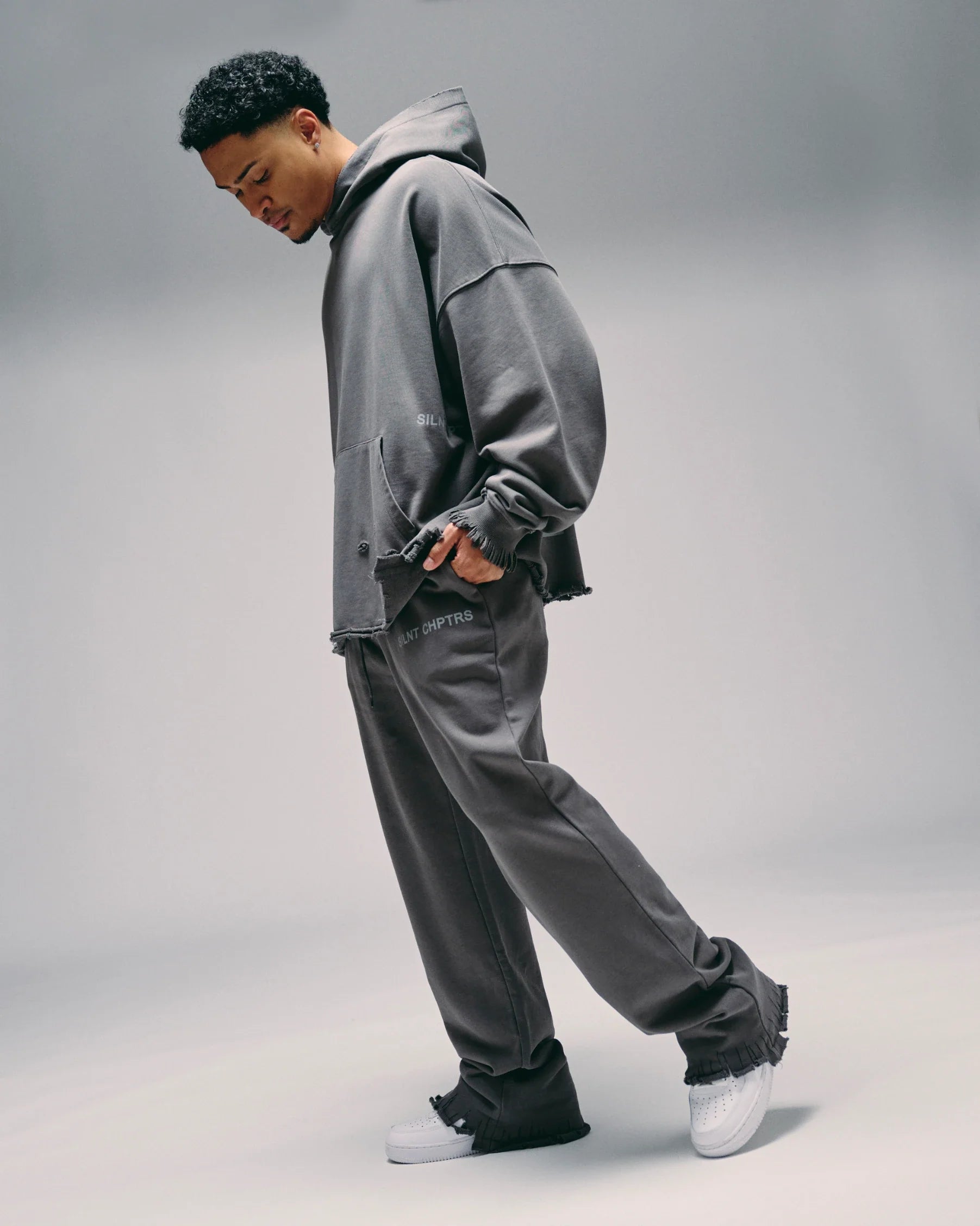 Silnt Chptrs Intentions Sweatpants - Distressed
