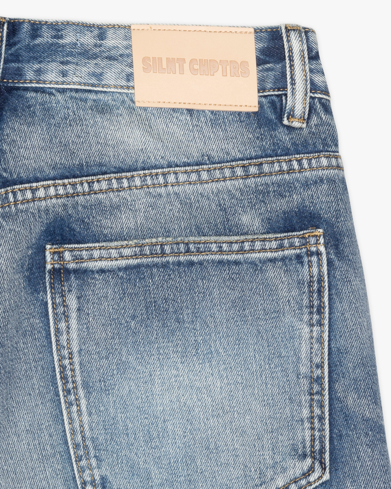 Silnt Chptrs Jeans - Light Wash