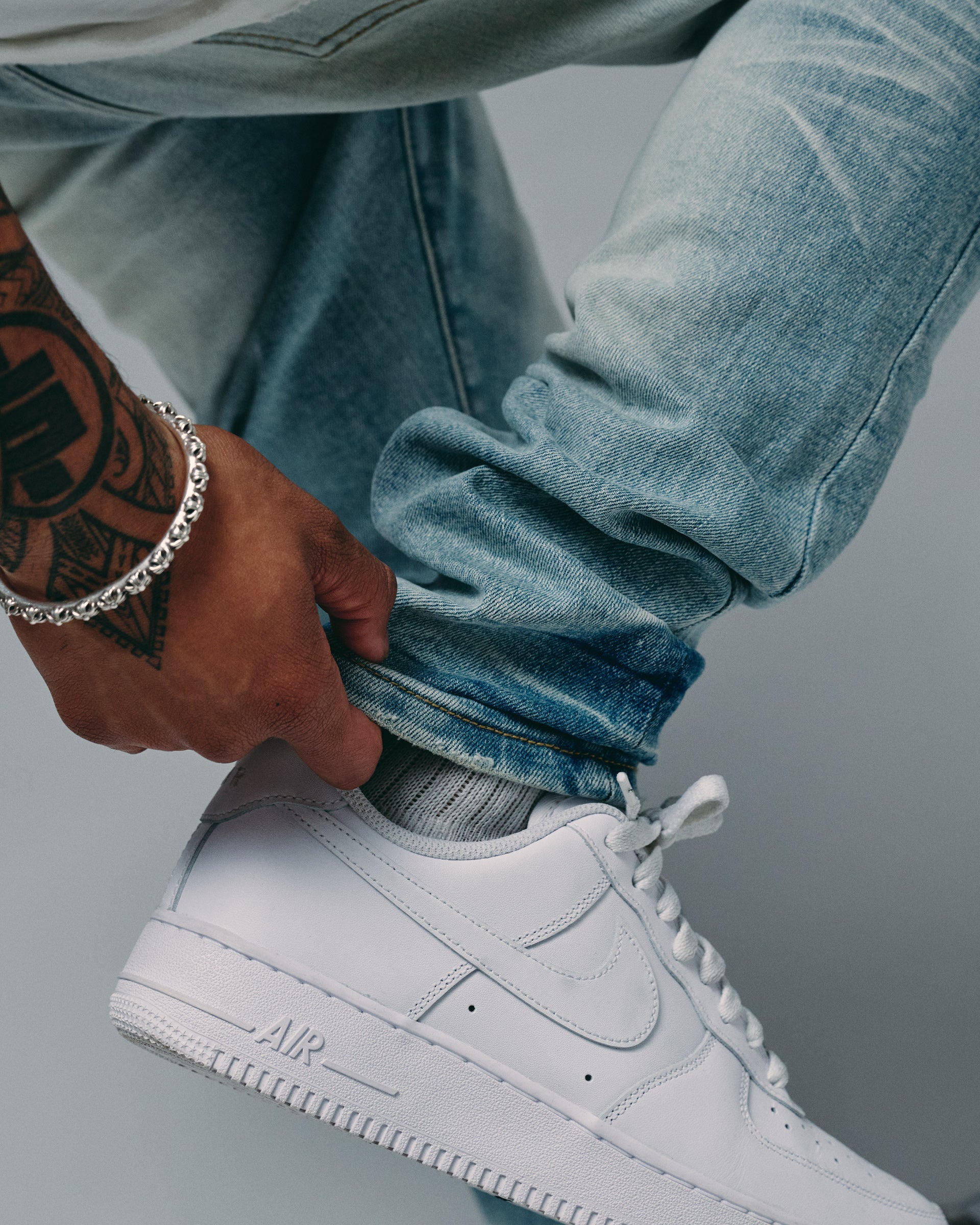 Silnt Chptrs "Elevate" Jeans - Light Wash