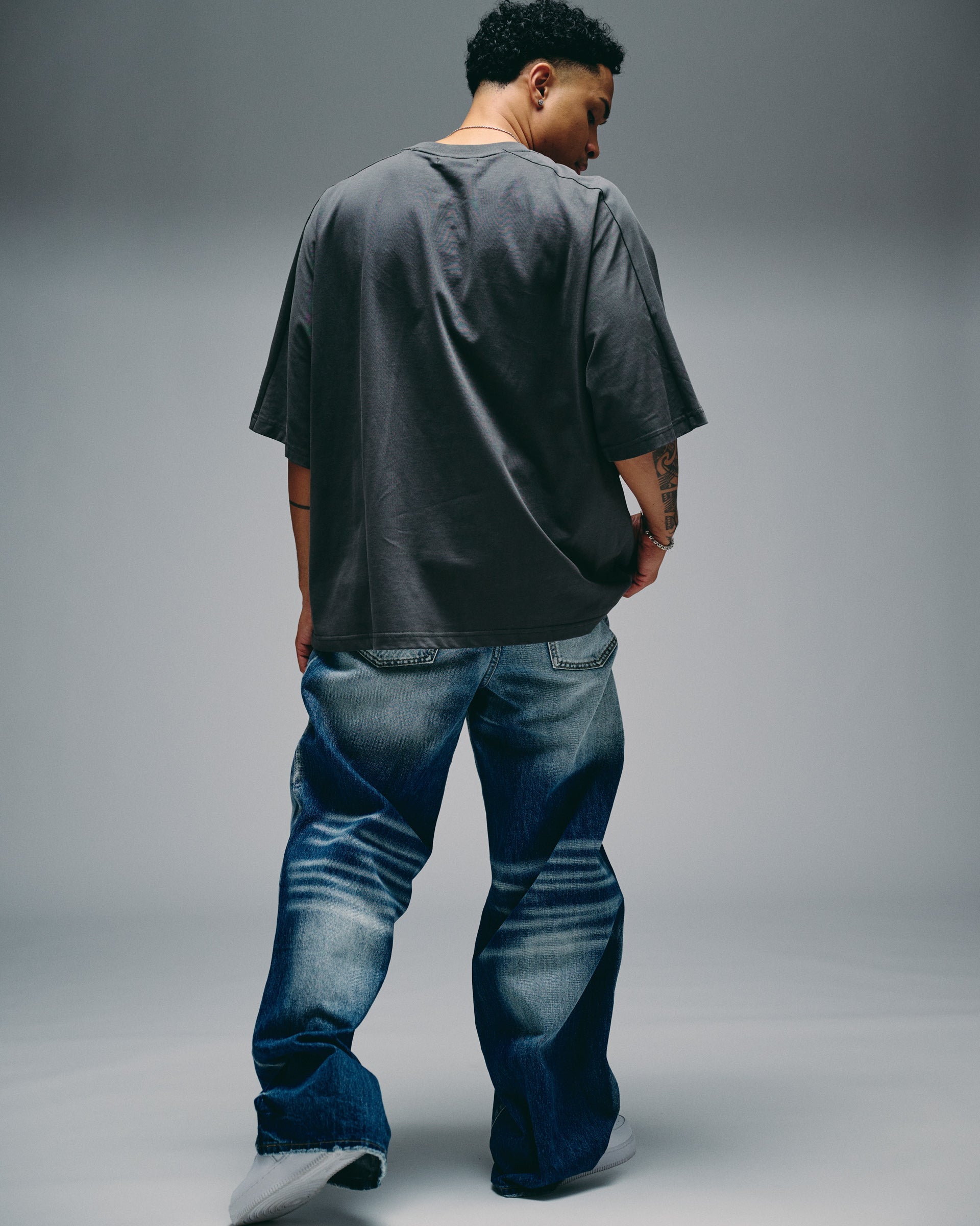 Silnt Chptrs Parachute Vintage Jeans - Baggy Fit Dark Blue Wash