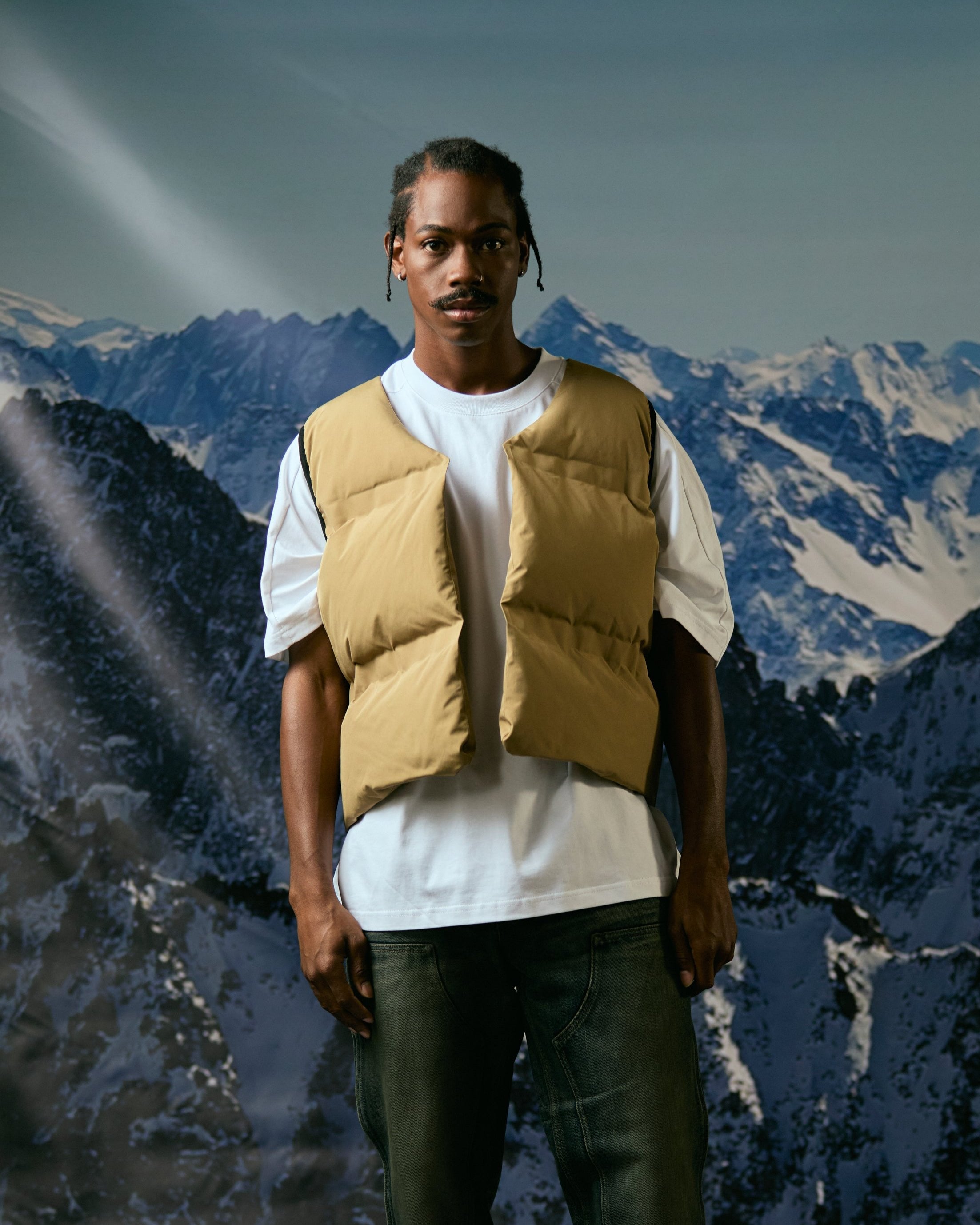 Silnt Chptrs "Trophies" Vest - Beige