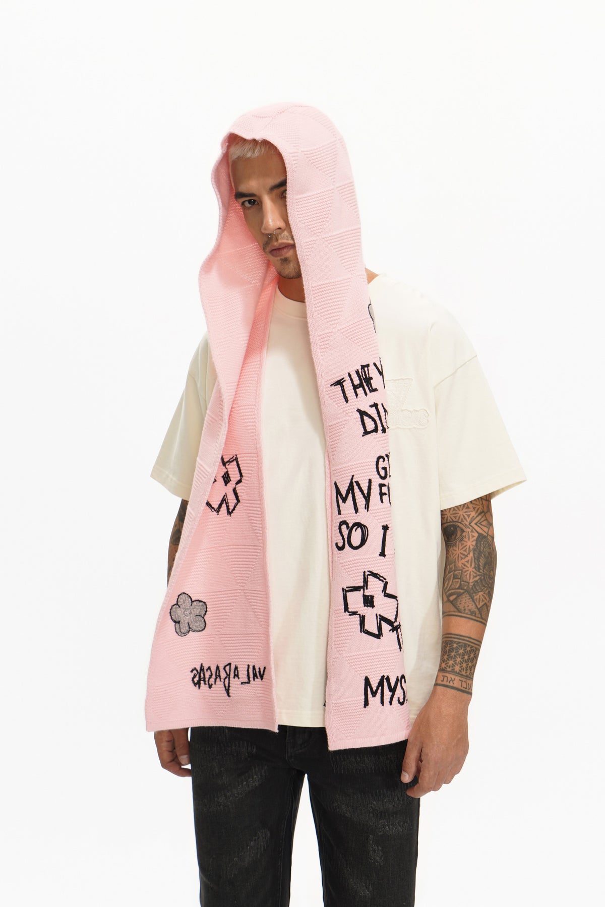 Valabasas Graphic Scarf - Knitted Pink