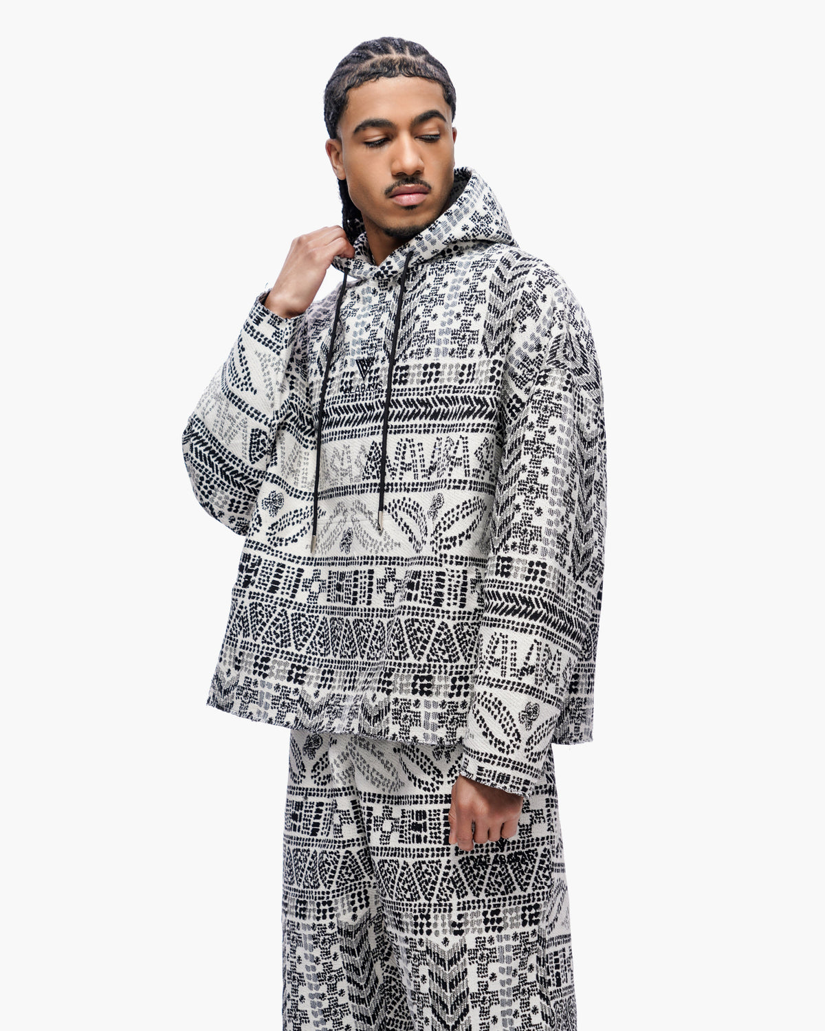 Valabasas Tundra Hoodie - Woven Pattern White
