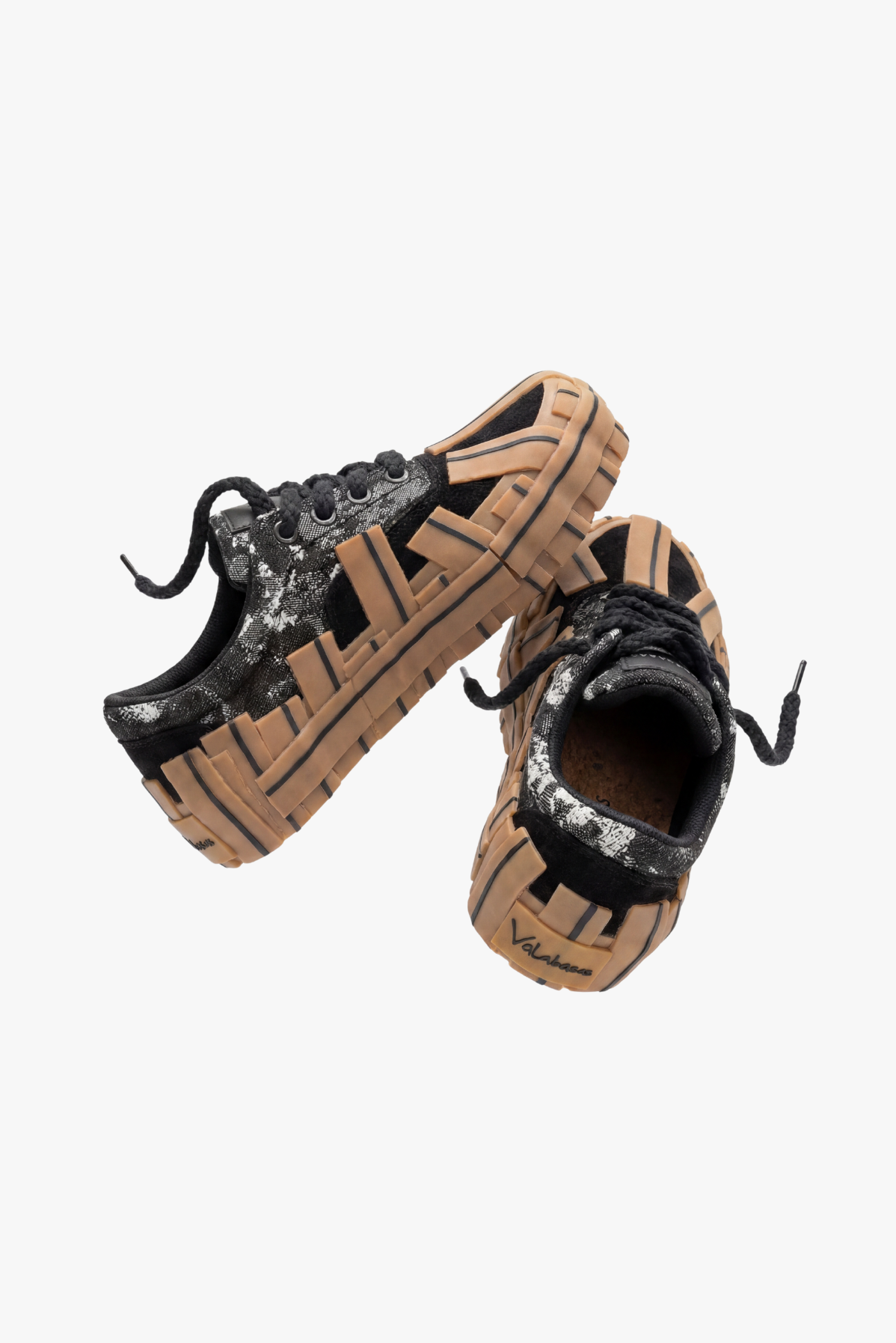 Valabasas Yuratsu Sneakers - Oversized Sole