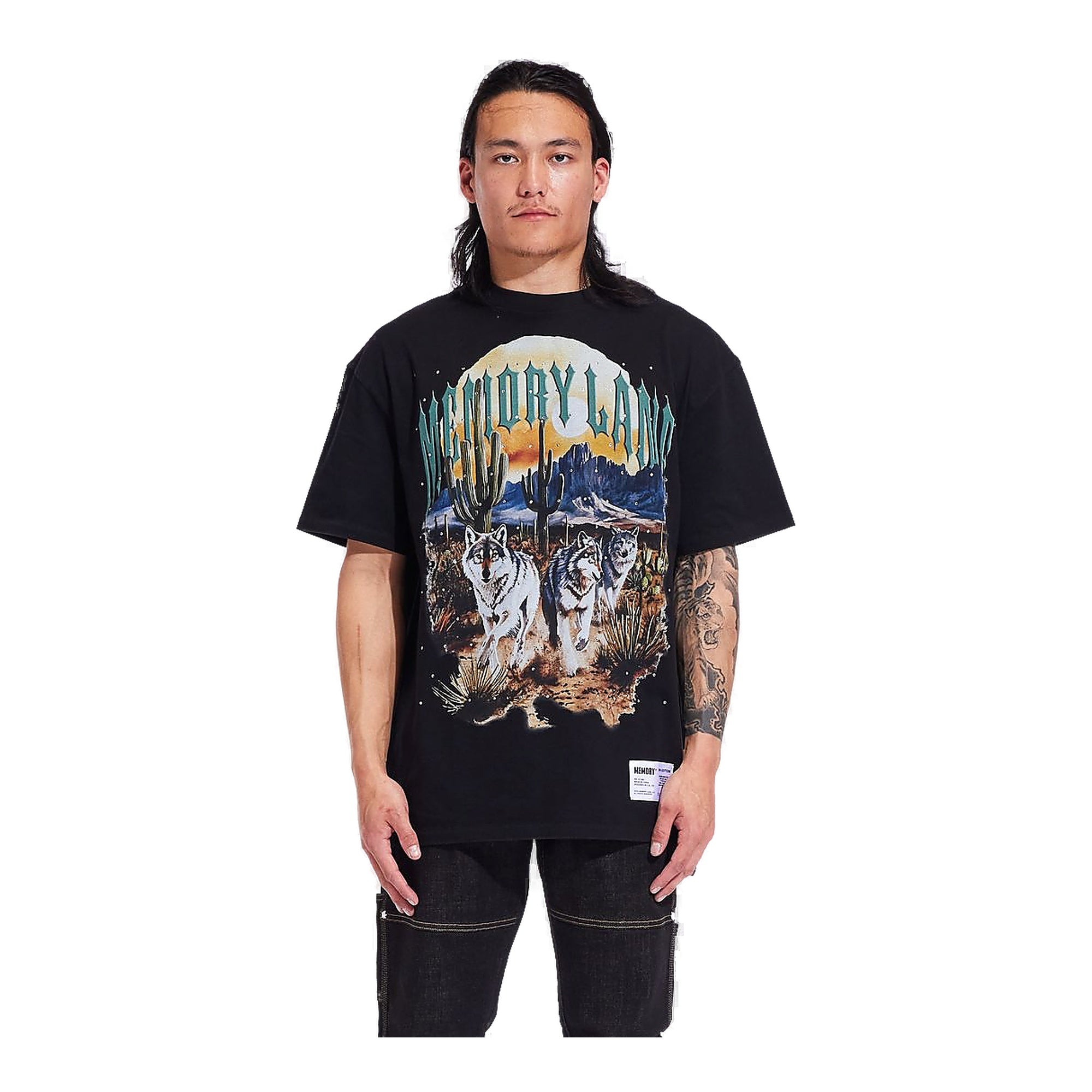 Memory Line Running Wolves 2 Tee - Black