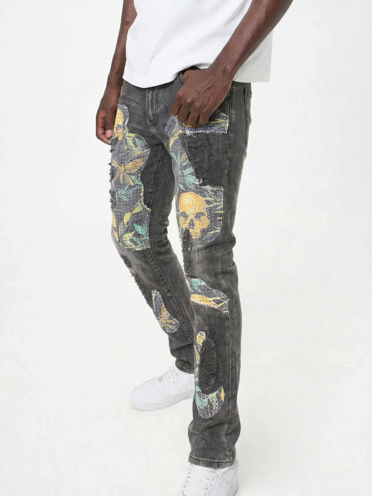 Waimea "Skull & Moth" Slim Fit Jean