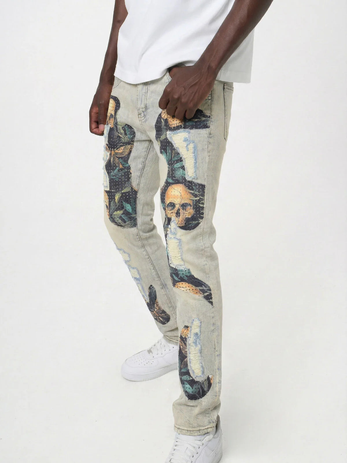 Waimea "Skull & Moth" Slim Fit Jean
