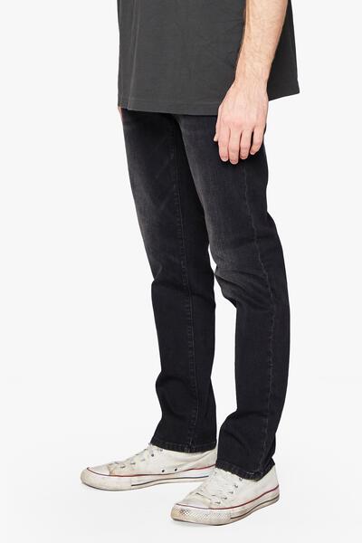 ANM011SL ANOM STRAIGHT LEG "TANGO" JEANS