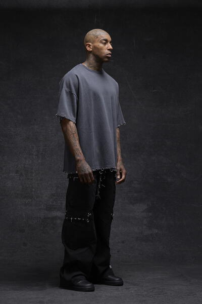 NNN-TS-023 "EDGED" OVERSIZED TEE - GREY