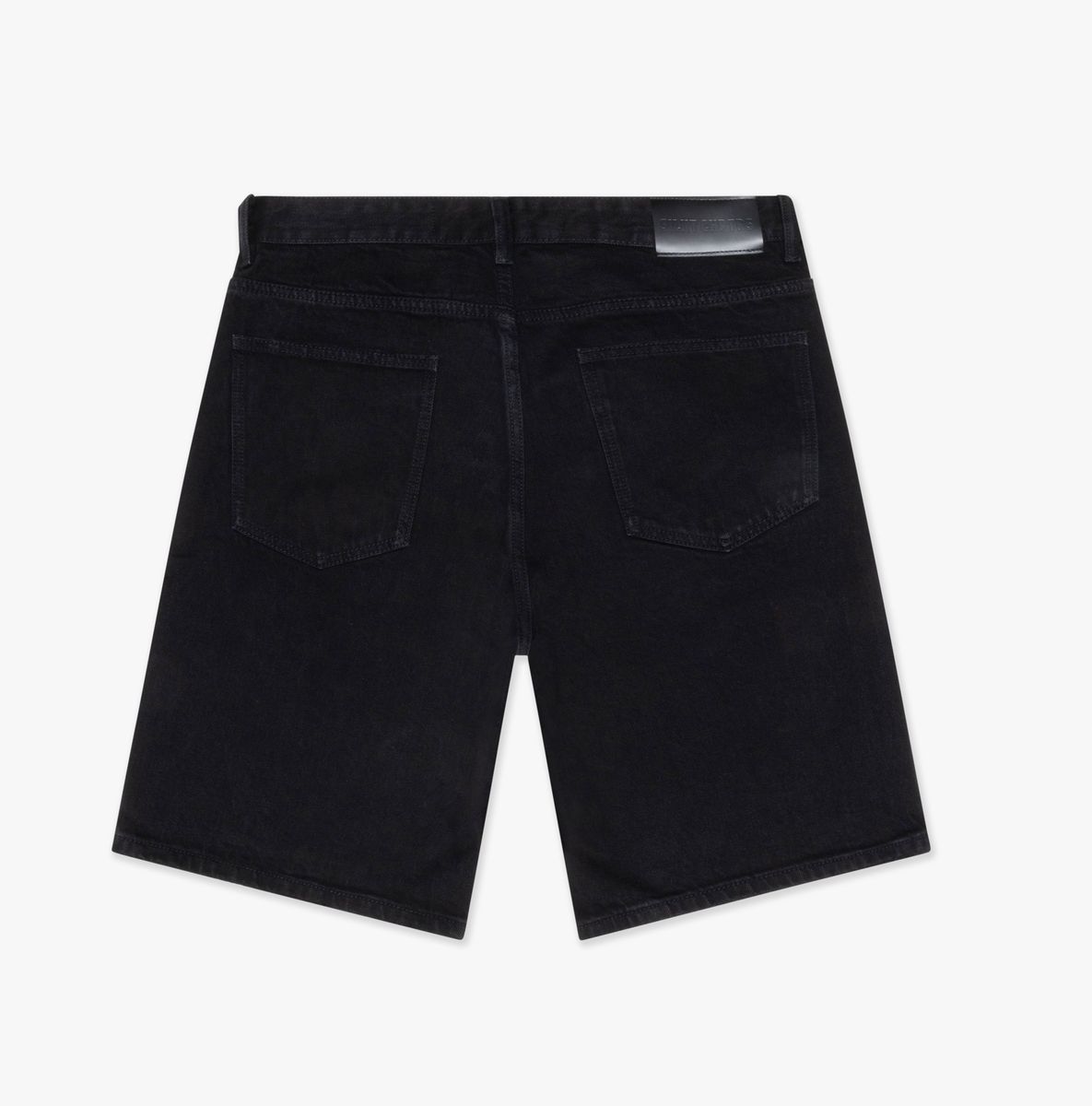 "CHPTRS. SHORT" BLACK WASHED