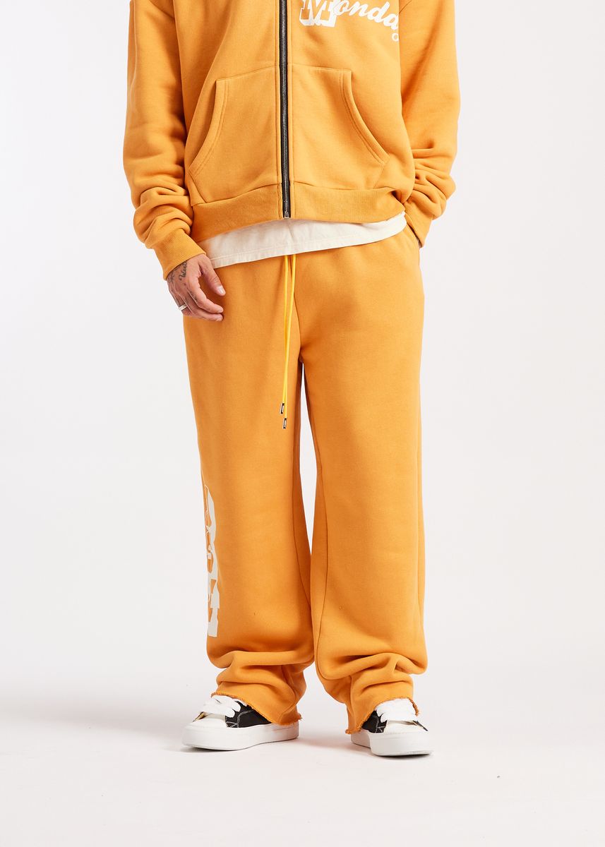 Diet Starts Star Sweatpants - Orange