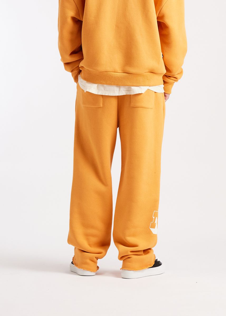 Diet Starts Star Sweatpants - Orange
