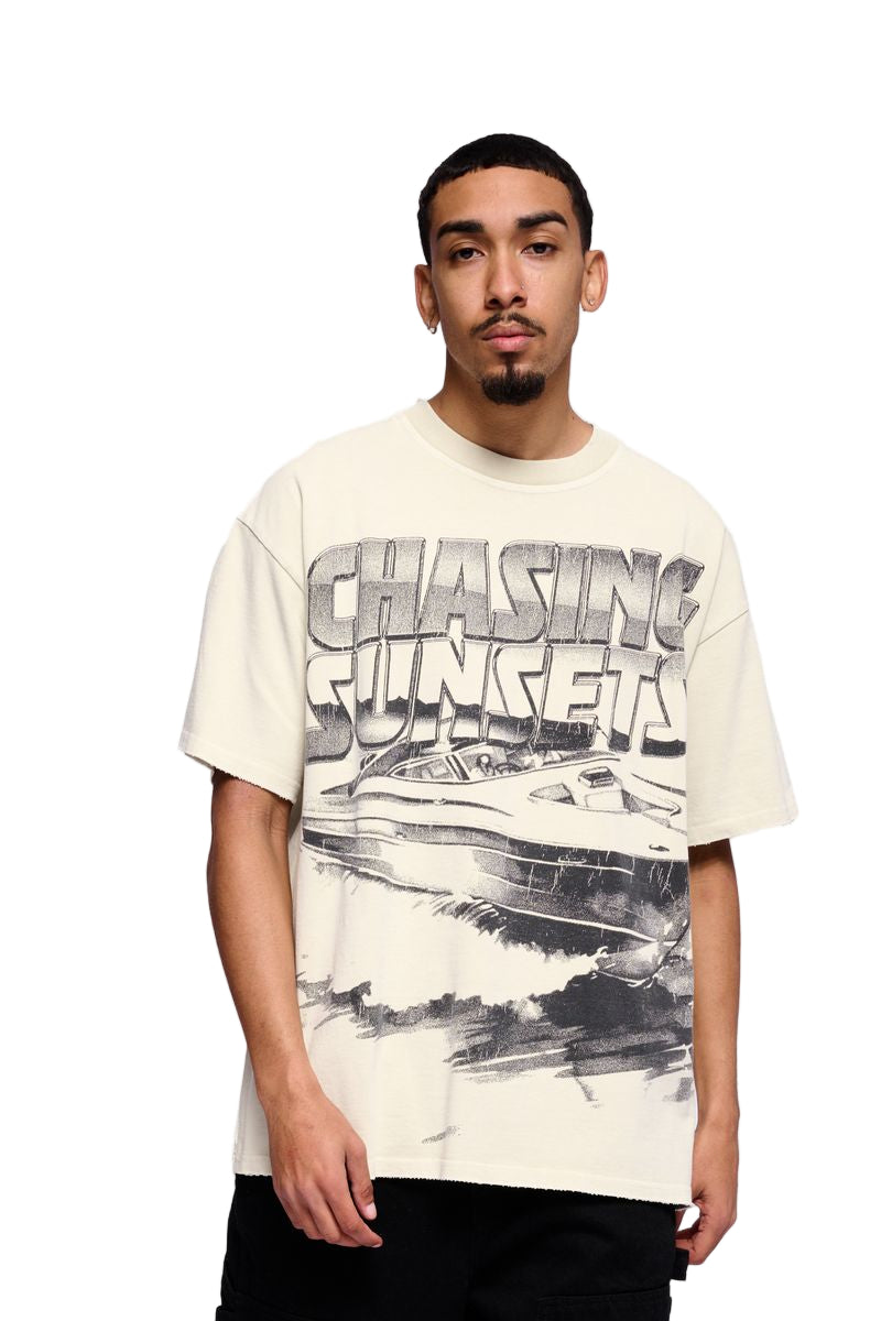 "CATCHING BREEZE" TEE