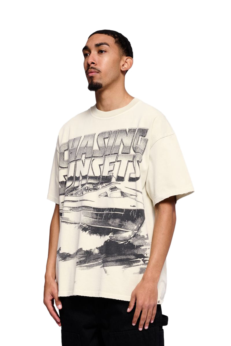 "CATCHING BREEZE" TEE