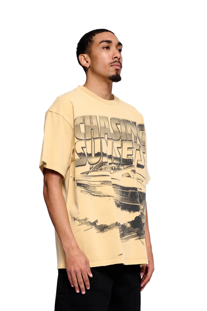 "CATCHING BREEZE" TEE