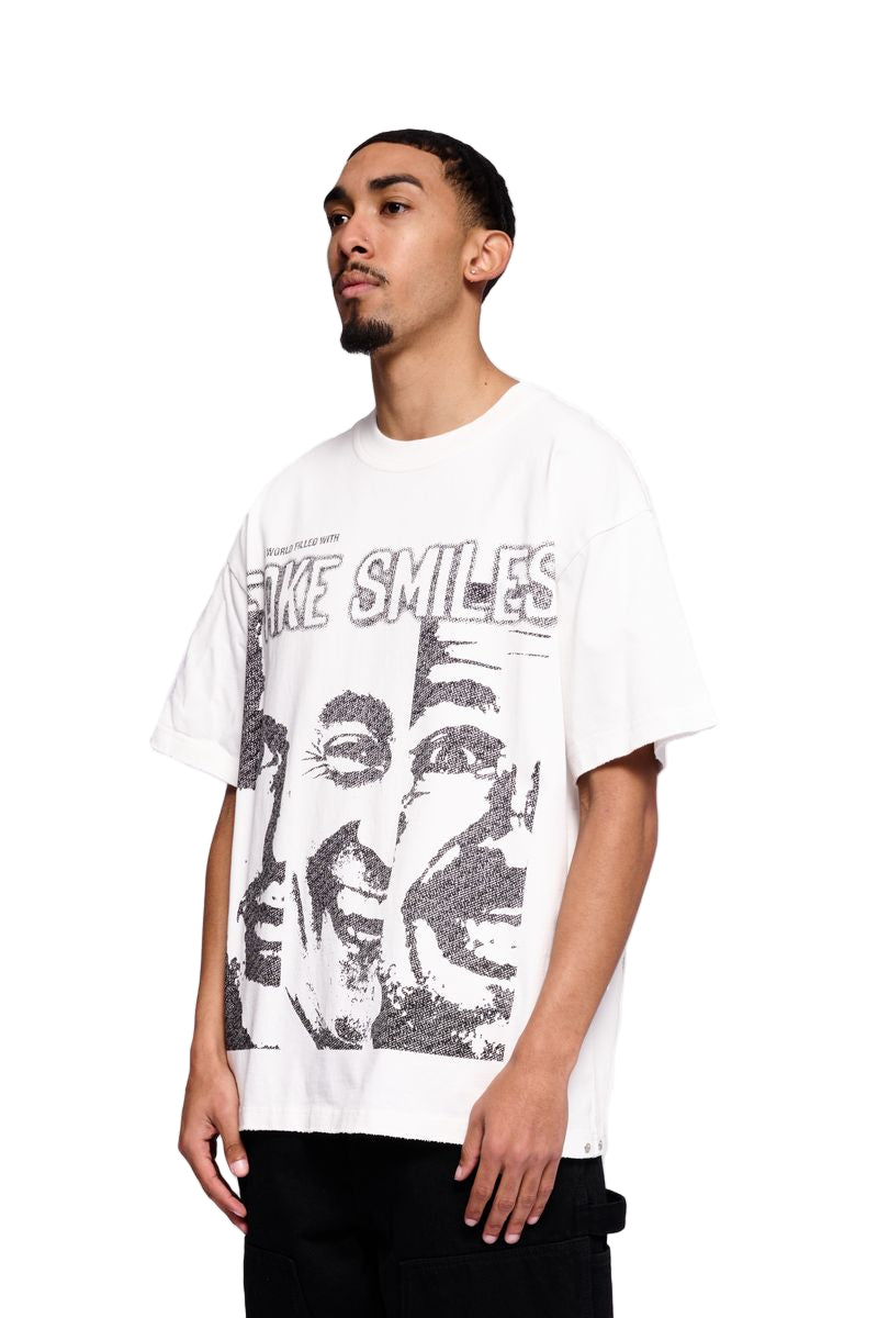 "FAKE SMILES" WHITE TEE