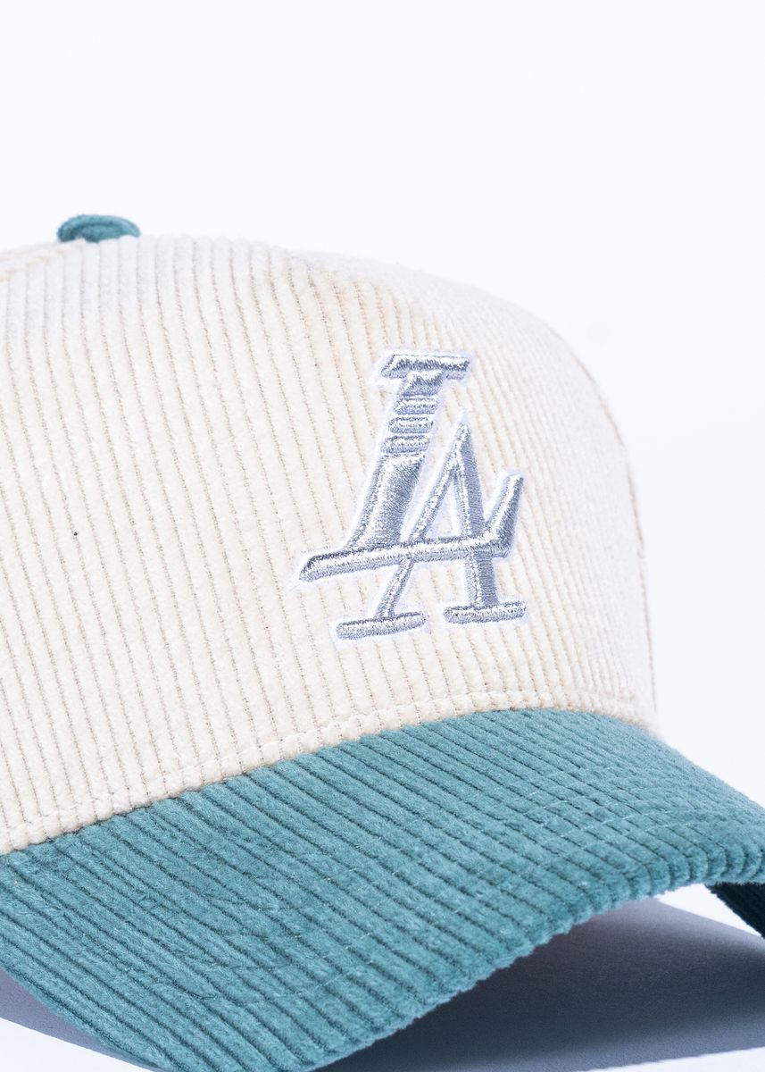 Reference Paradise LA Corduroy Snapback
