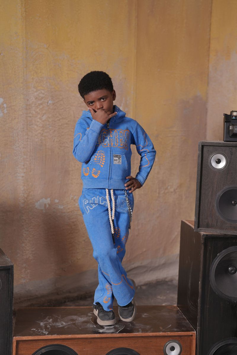 ELITE PREMIUM Riches Premium Hoodie Youth - Feature