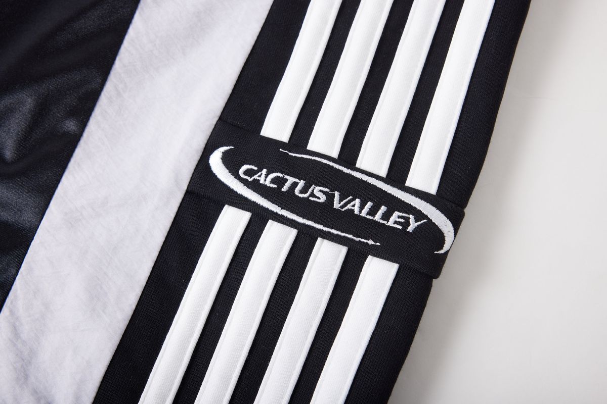 AZVA Cactus Quad-Striped Sweats