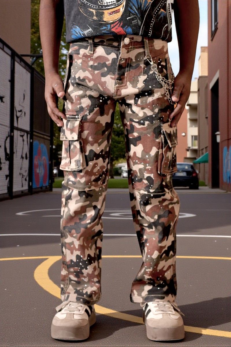 ELITE PREMIUM Cuban Link Chain Cargo Pants Youth - Camouflage Feature