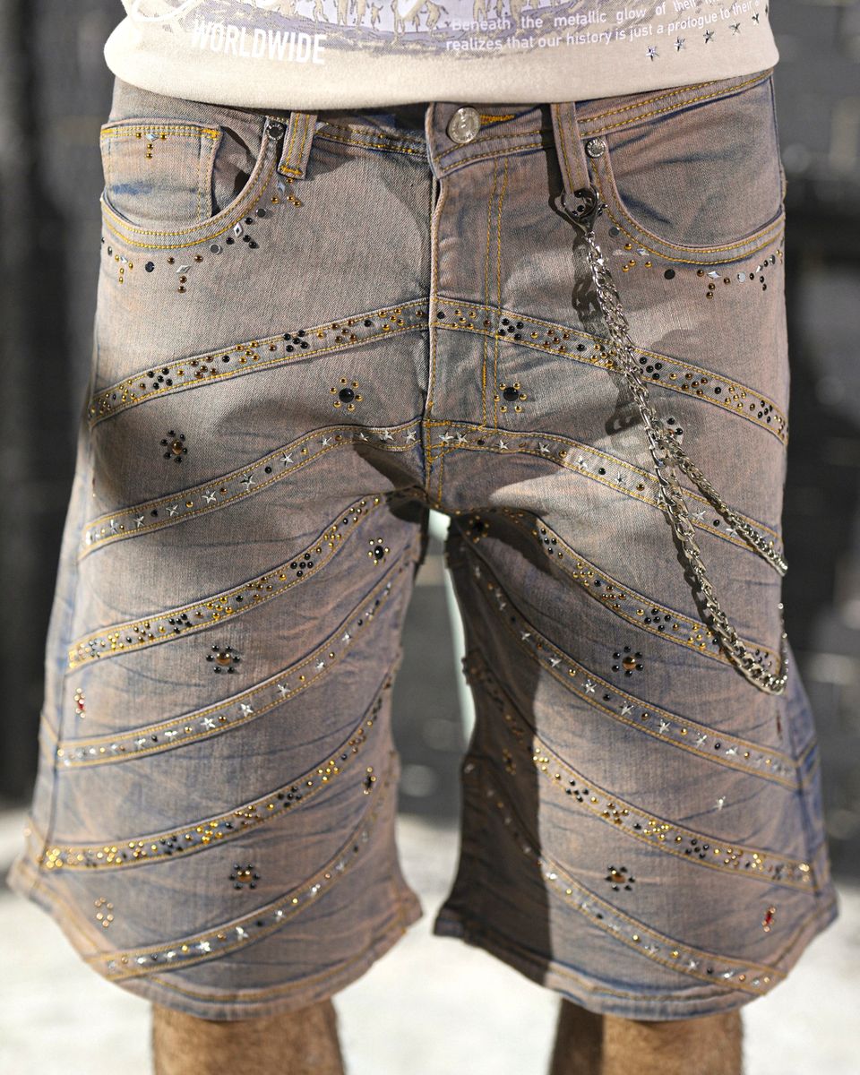 Elite Premium - Pyramids Embellished Men's Denim Shorts – Vintage Wash