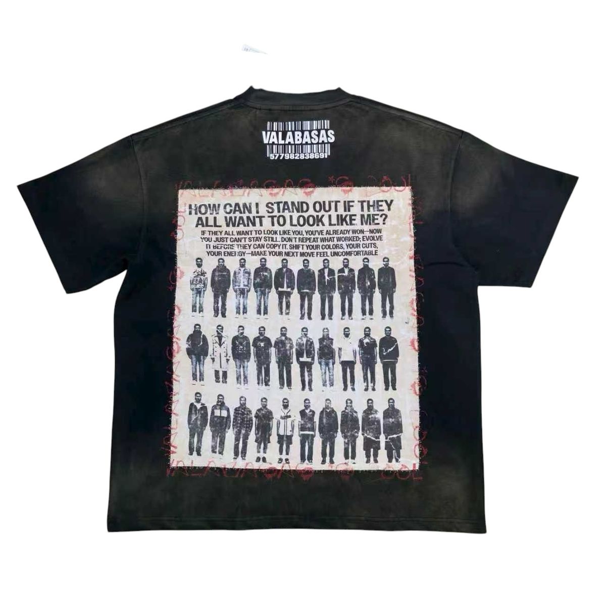 Stand out Tee