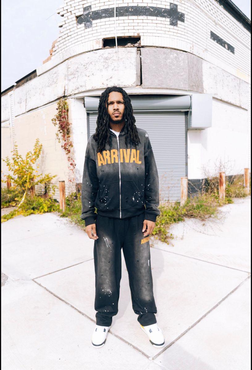 Arrival Worldwide Smiley V2 Distressed Black Zip-Up Hoodiee