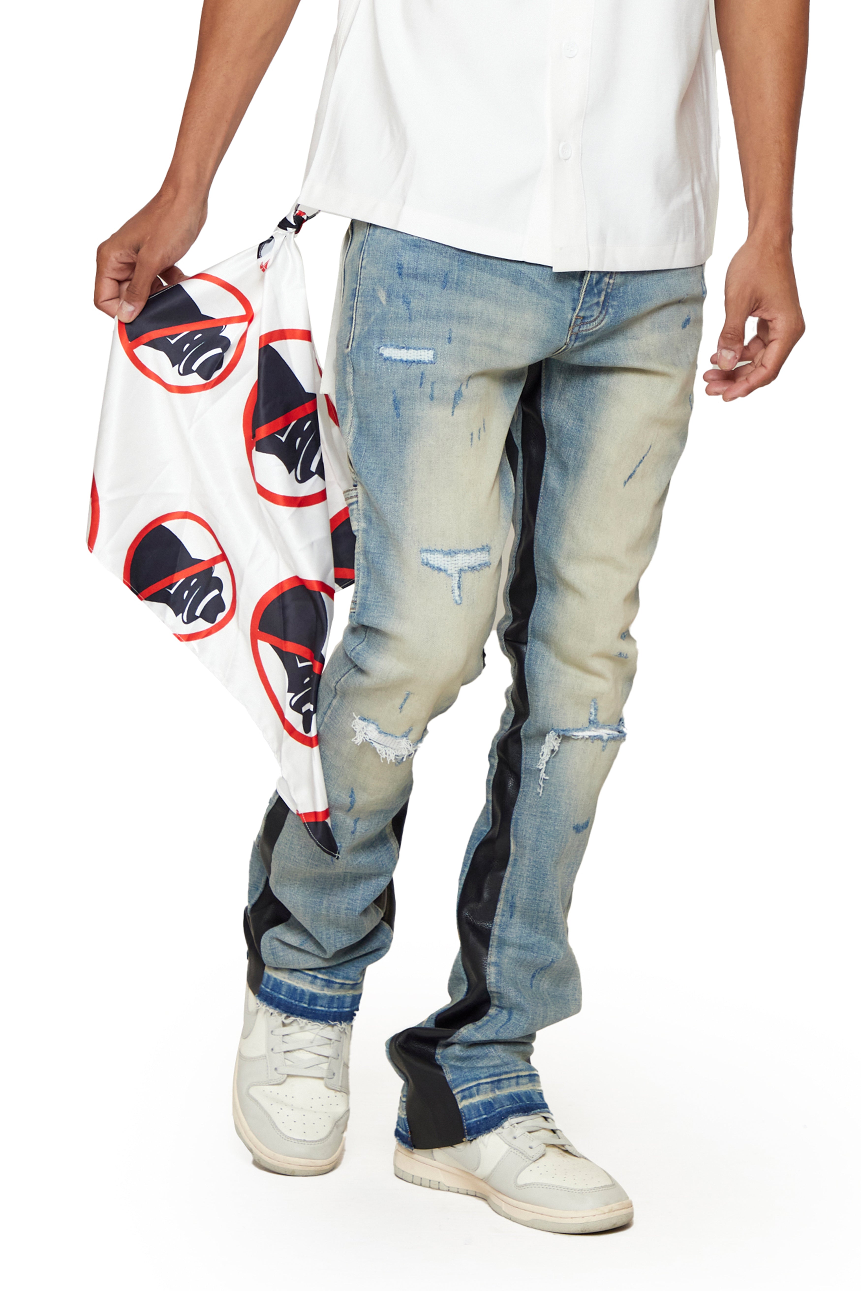 6Th Nbrhd Graveyard Men's Jeans - Light Wash