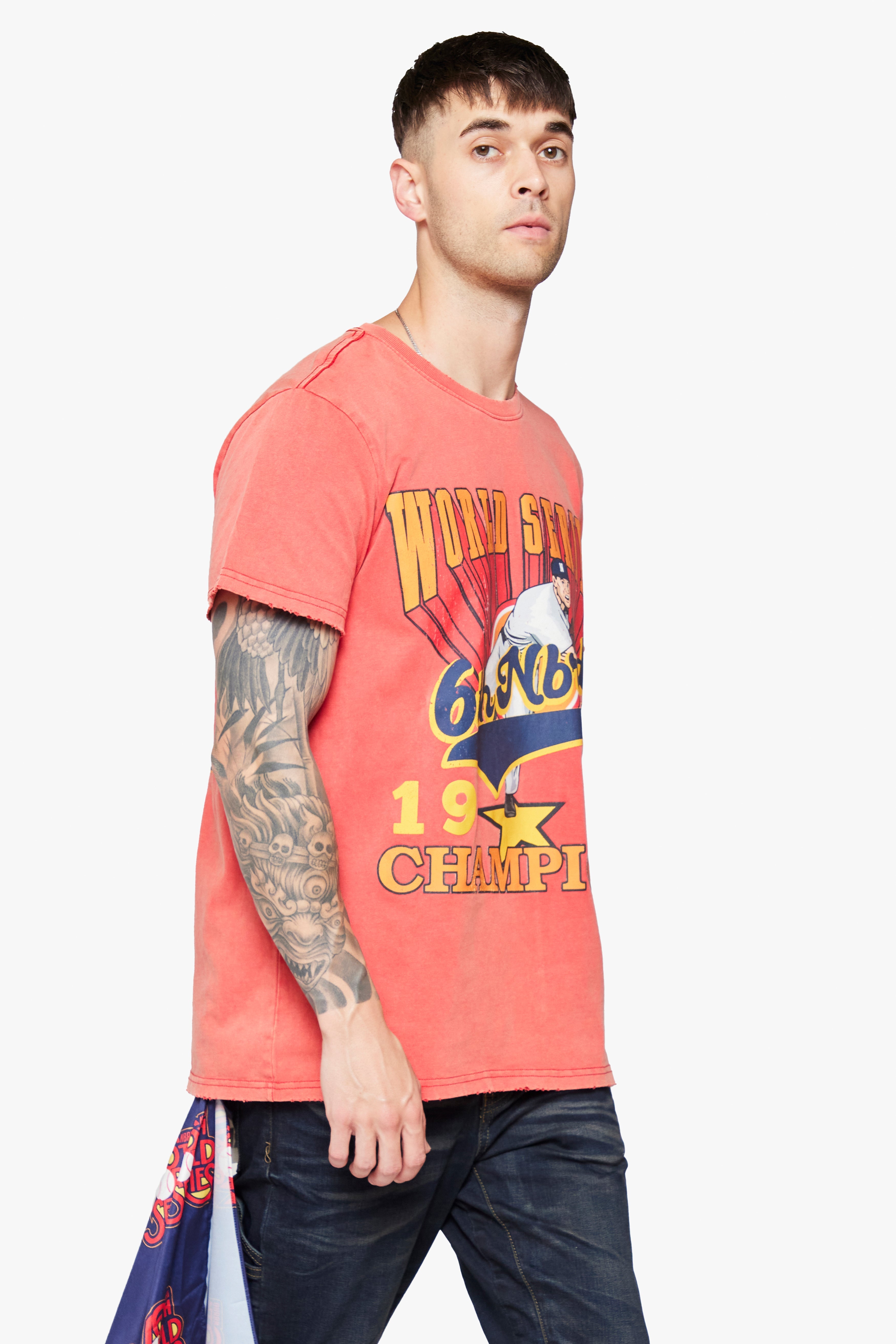 6Th Nbrhd Series Men's T-Shirt - Red