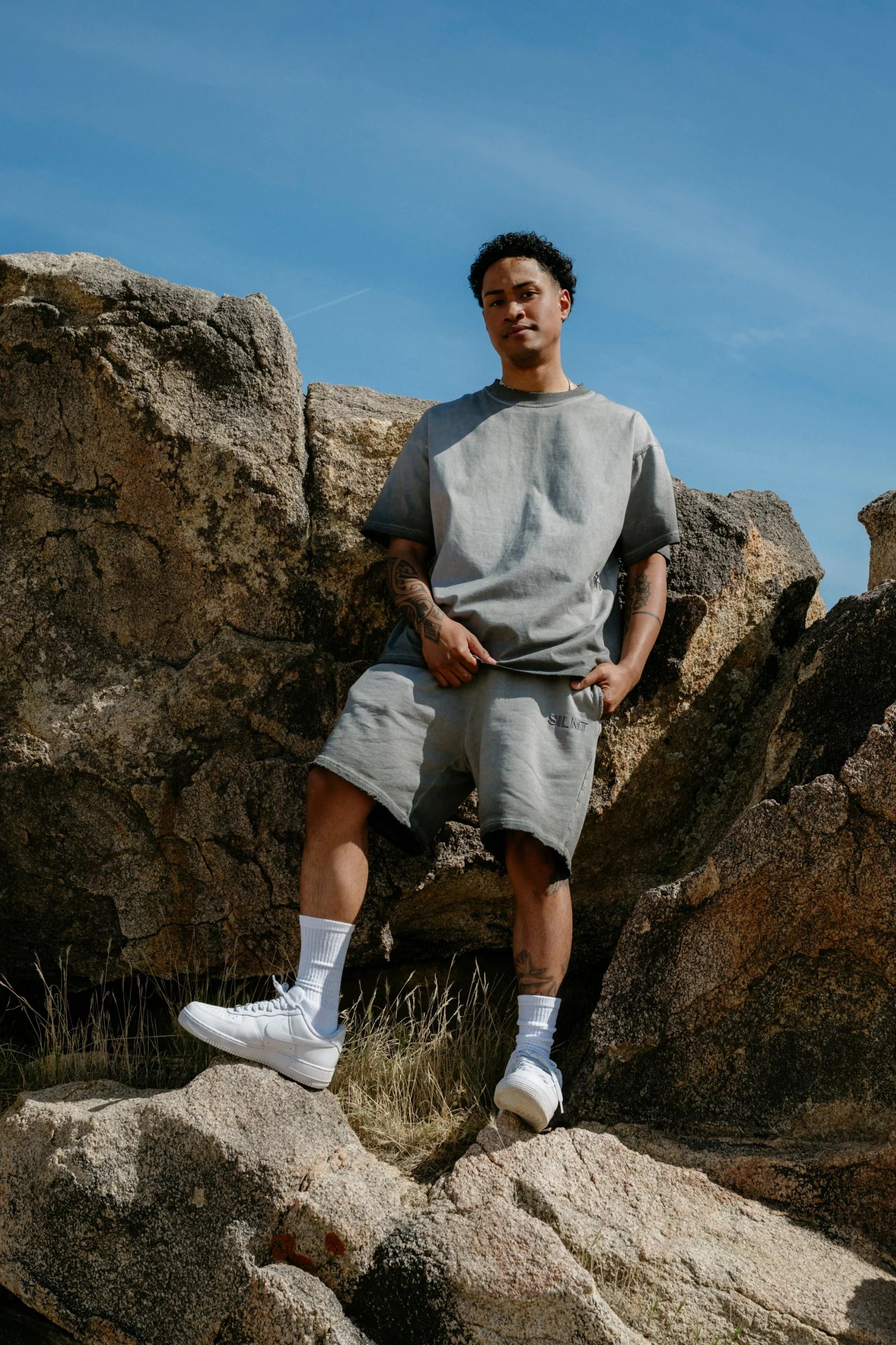 Silnt Chptrs Side Logo Tee - Drop Shoulder